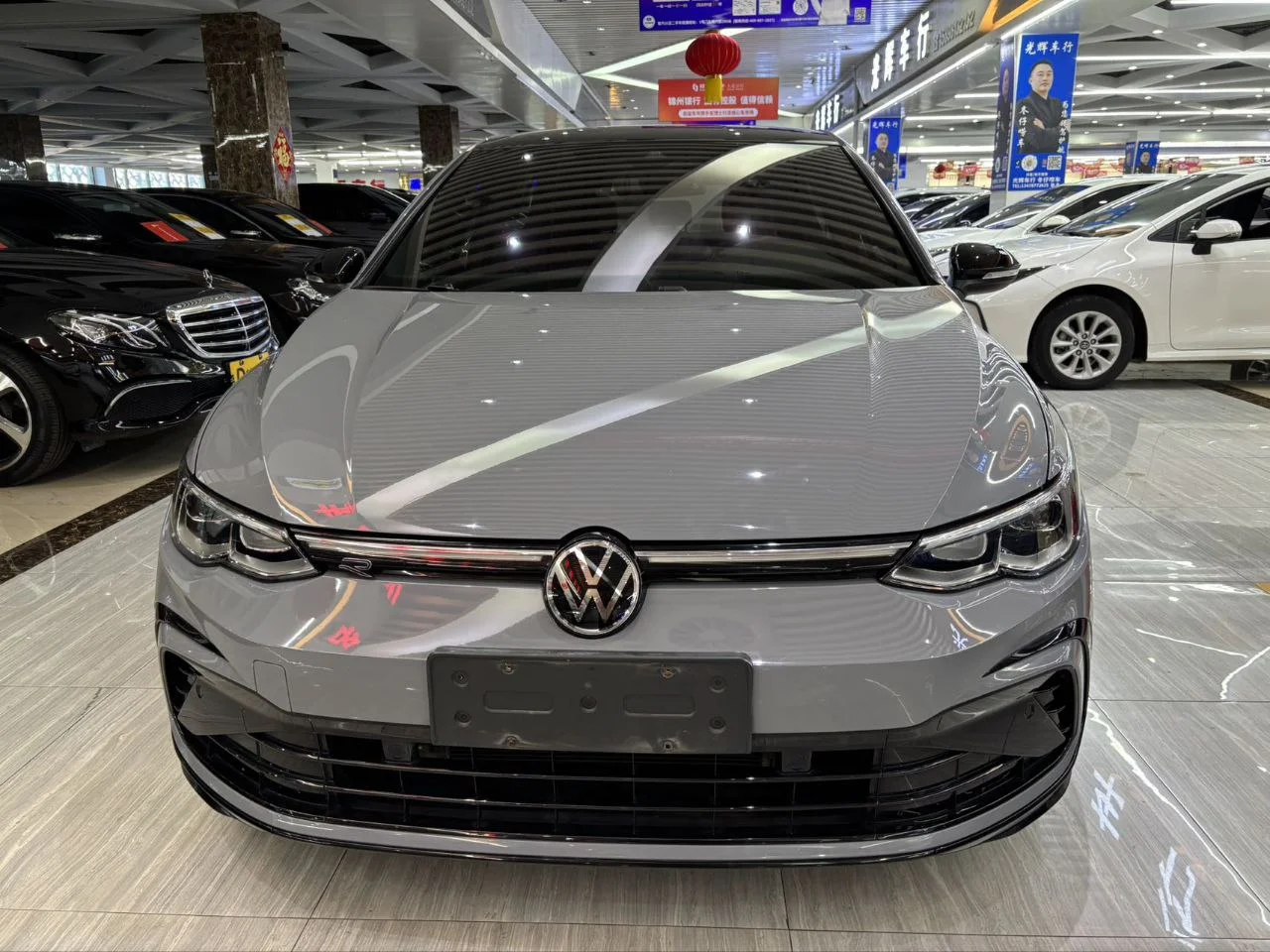 Volkswagen Golf 1.4 - миниатюра 2