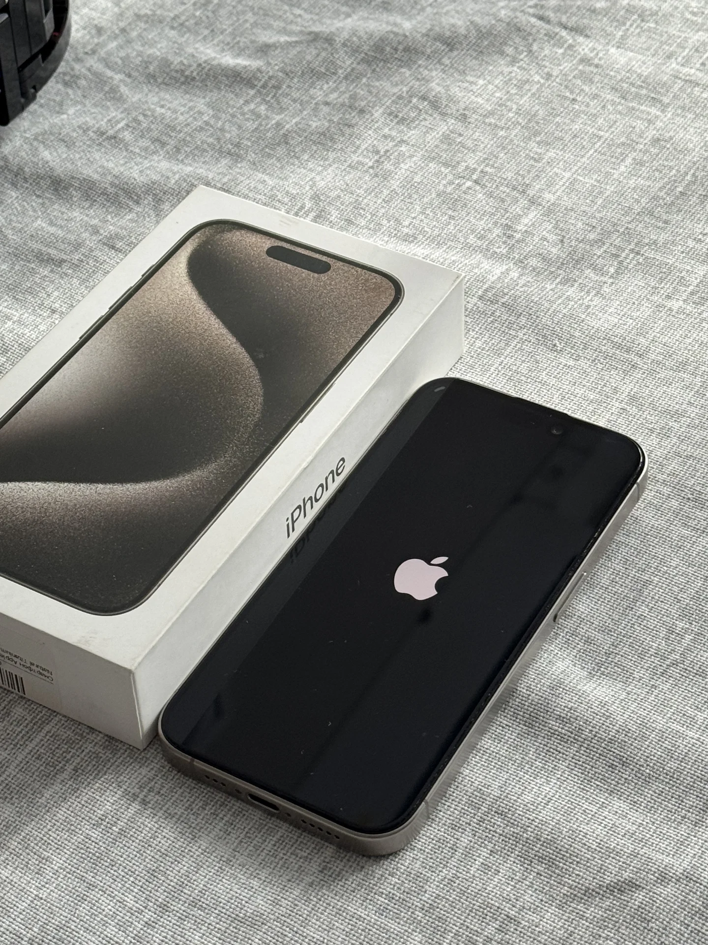 iPhone 15 pro 126gb - миниатюра 2