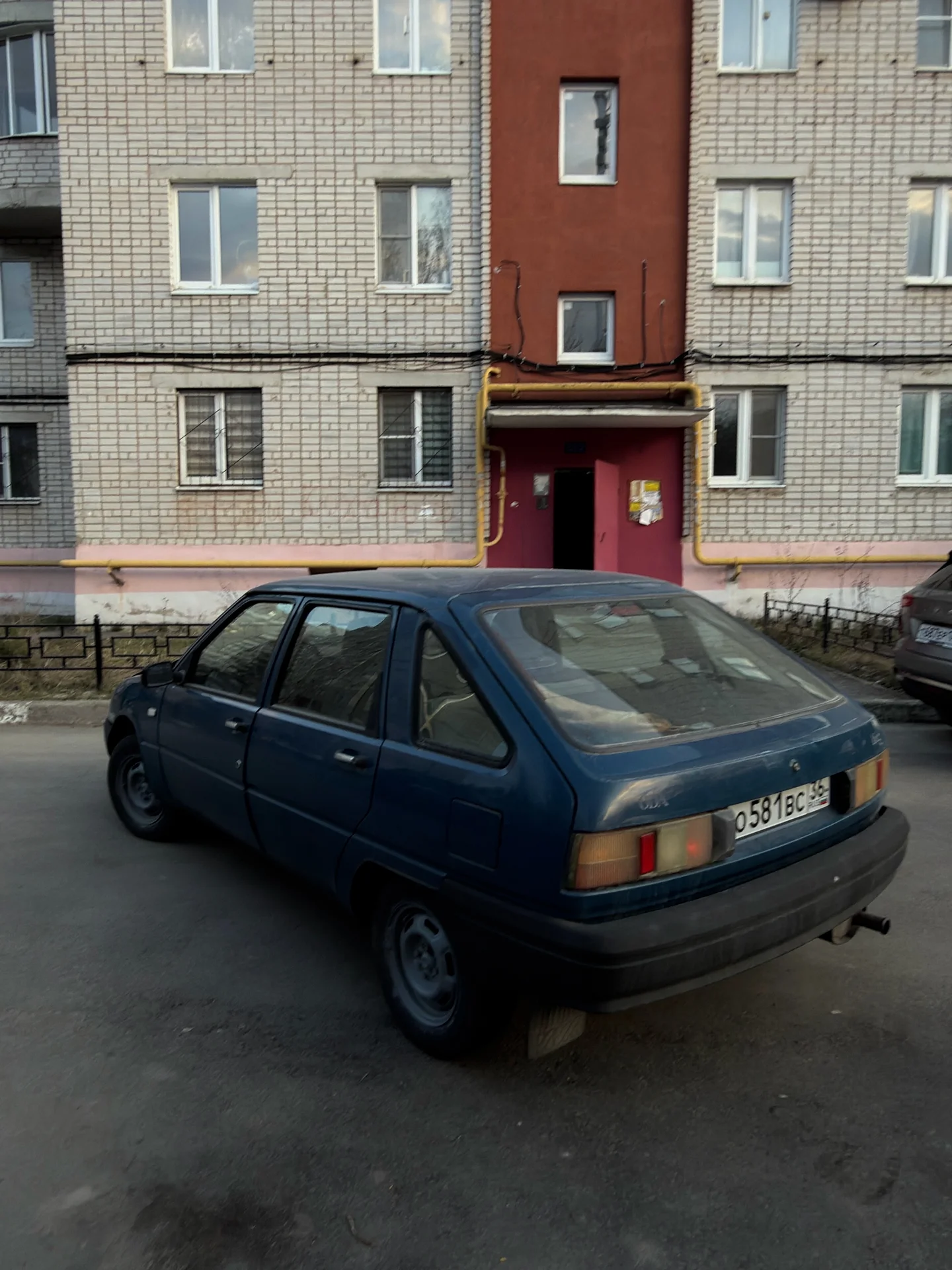 ИЖ 2126 1.6 МТ, 2003, 64 000 км - миниатюра 3