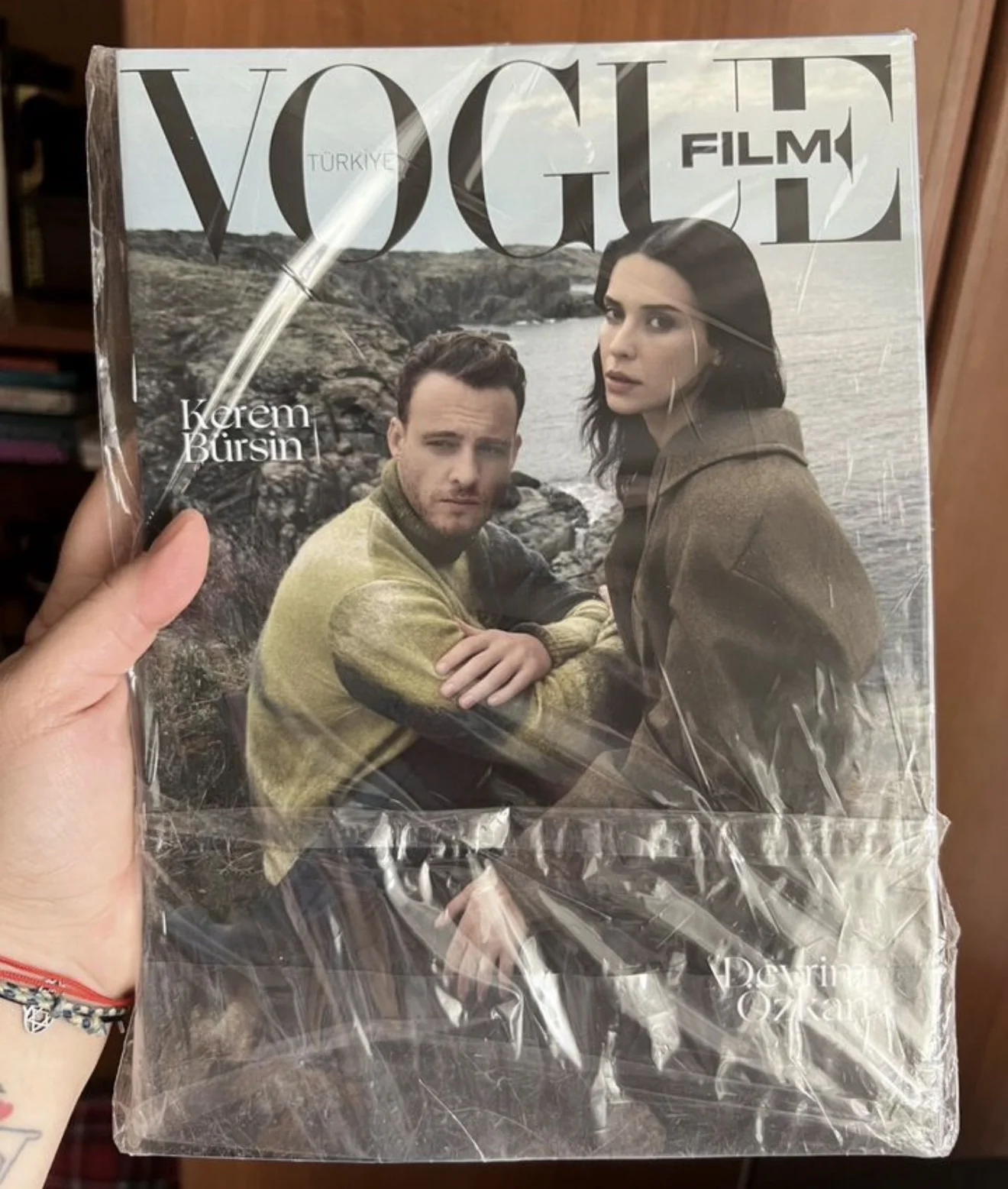 Журнал Vogue Film Керем Бюрсин - изображение 1