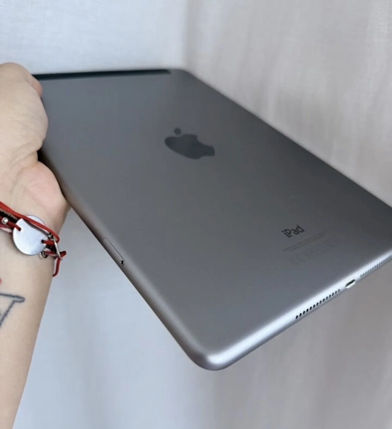 iPad air 2 128gb wifi cellular (2016) - миниатюра 4