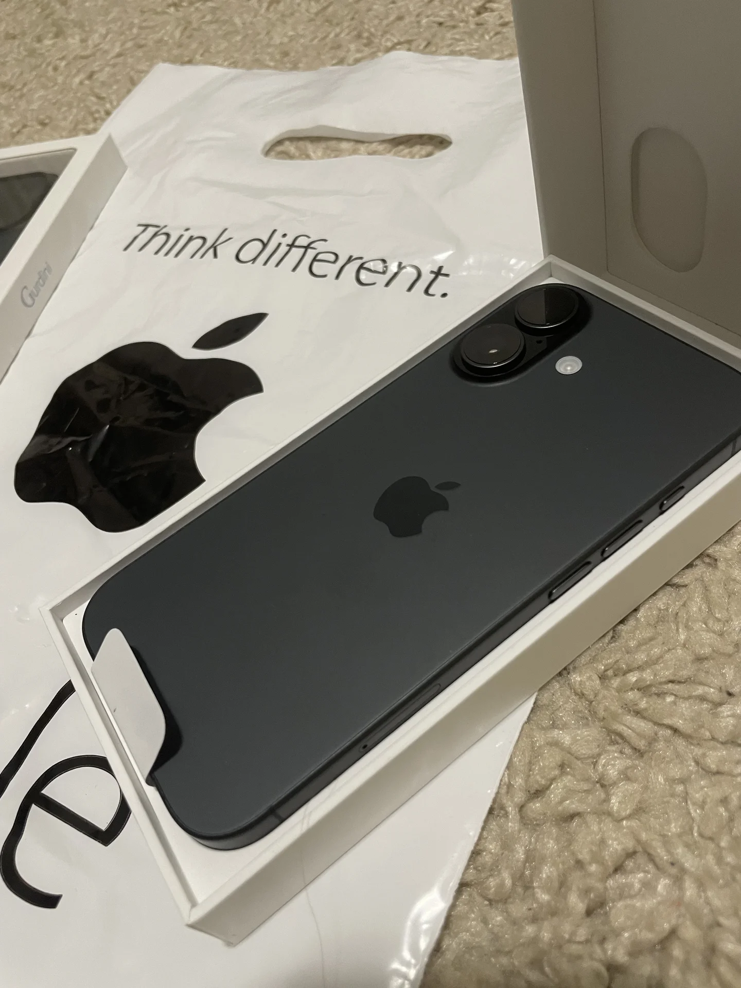 iPhone 17 256gb sim(eSIM) - изображение 1