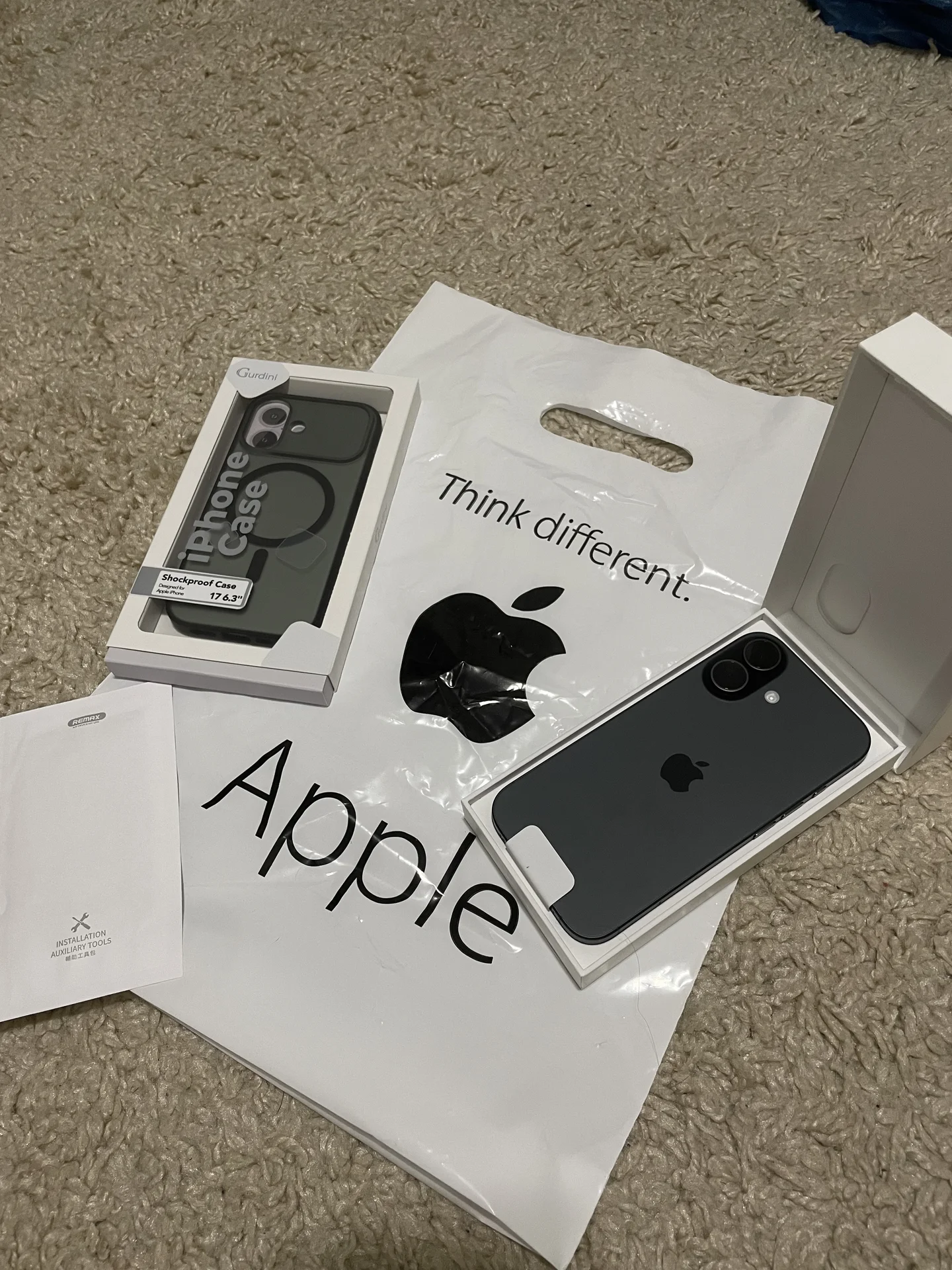iPhone 17 256gb sim(eSIM) - миниатюра 3