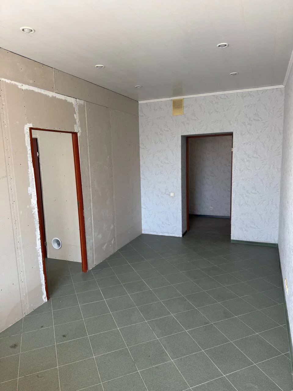 Пpедлaгaeтcя в apенду офисы от 10 до 50 кв.м - миниатюра 3