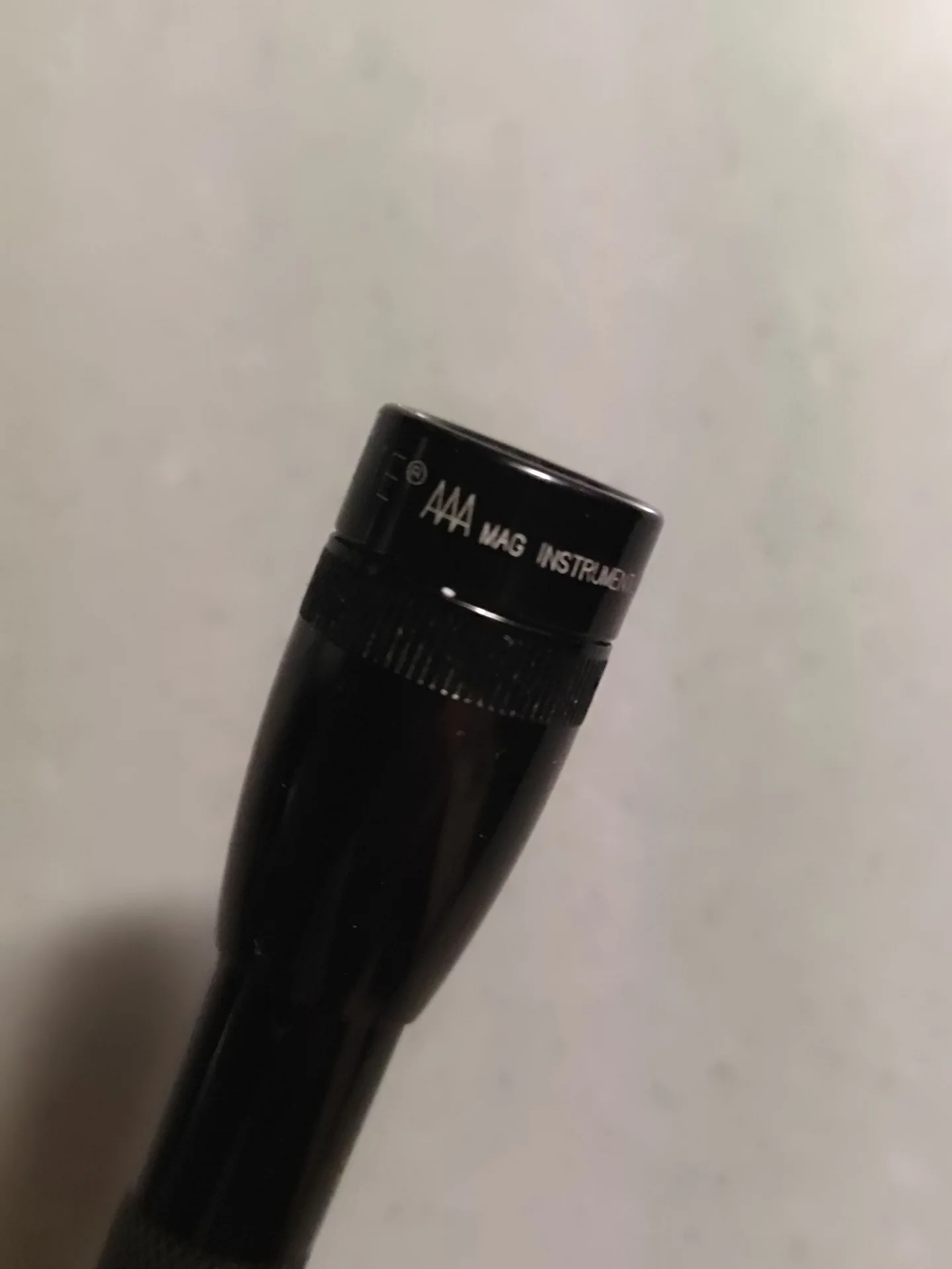 Компактный фонарь Maglite mini
оригинал - миниатюра 3