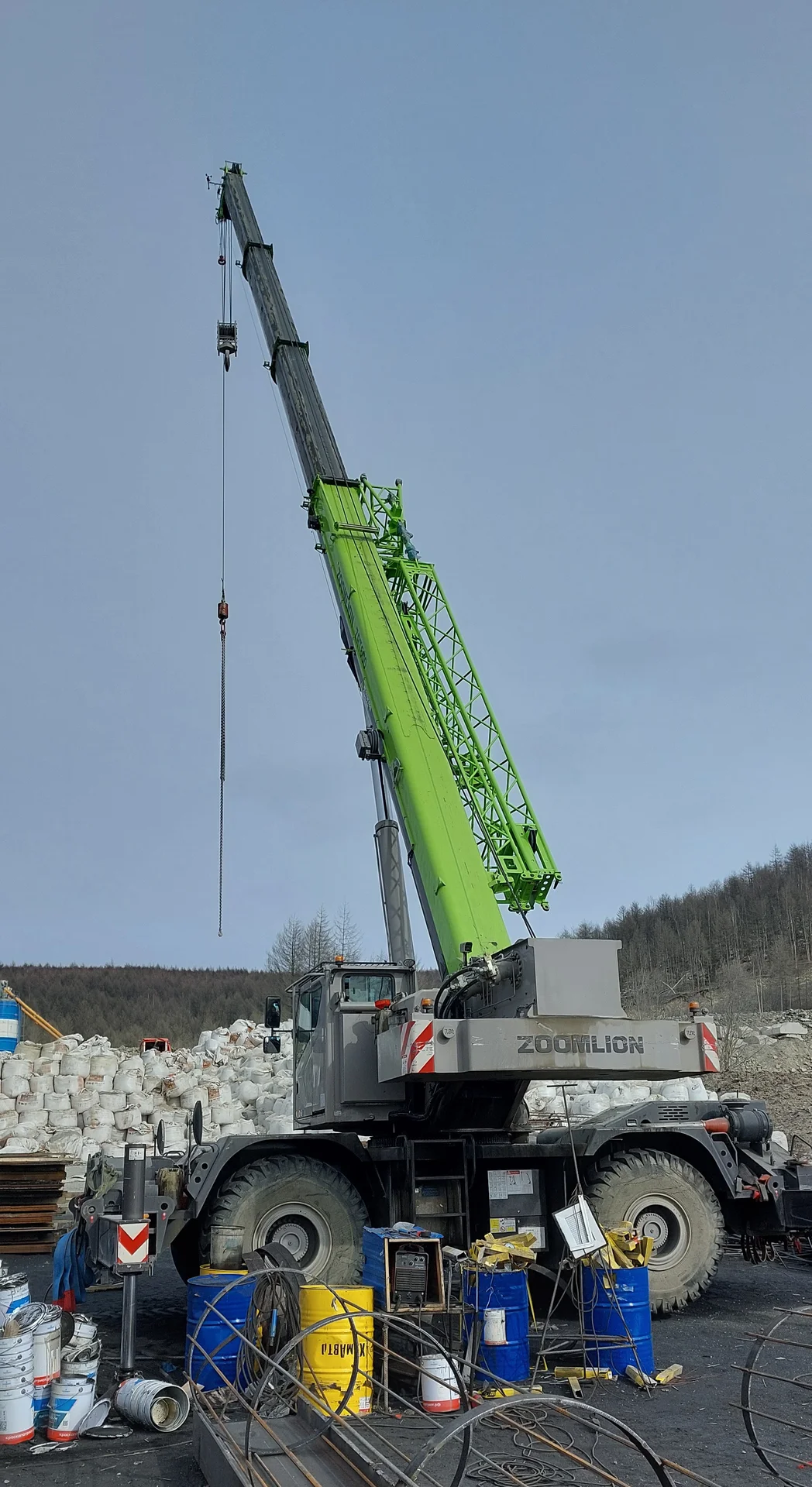 Аренда и услуги Кран самоходный Zoomlion ZRT600 - 60 т. - миниатюра 3