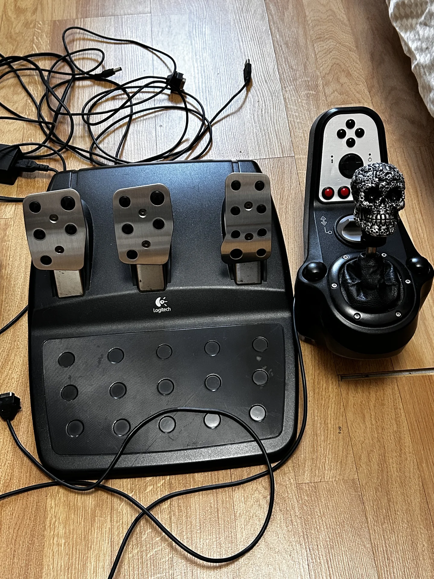 Руль Logitech g25 - миниатюра 2