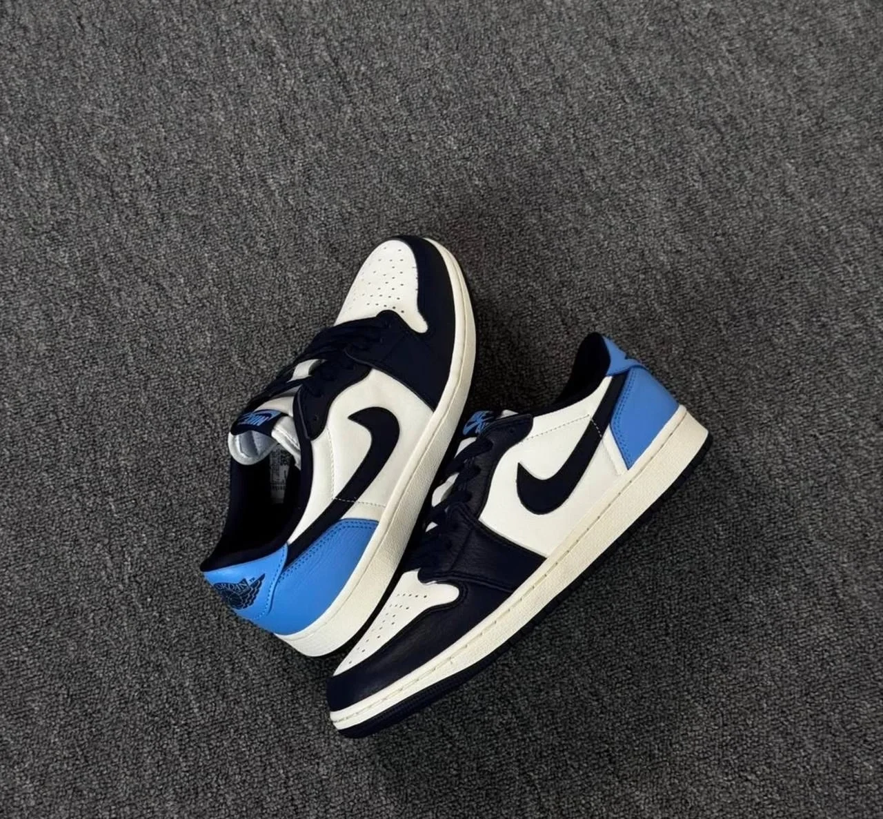 Air Jordan 1 Low OG “Obsidian” оригинал - миниатюра 3