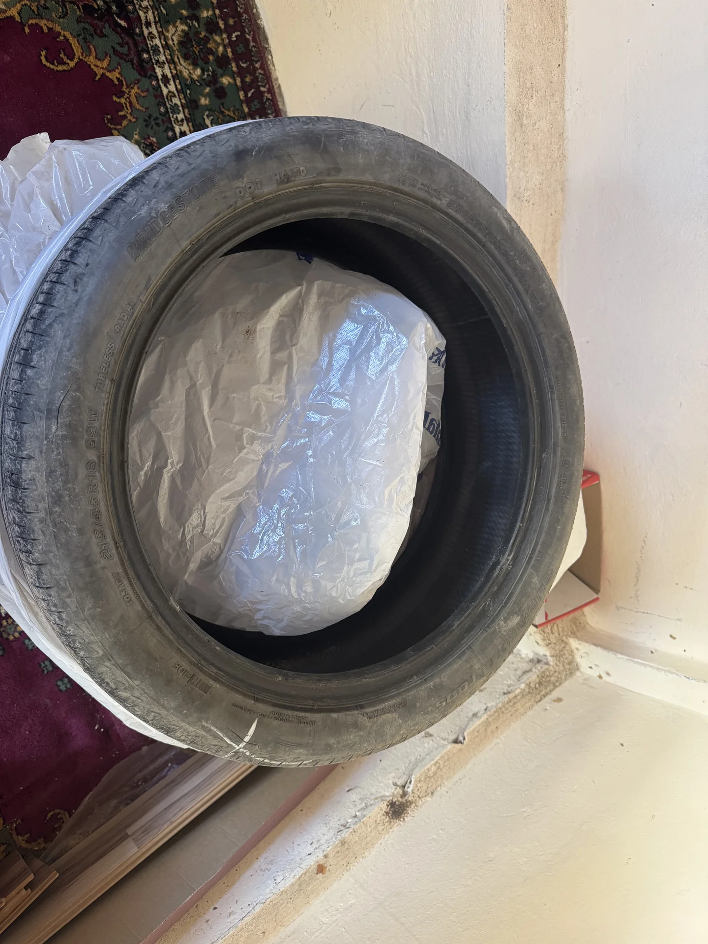 Bridgestone r18 215/45 летняя - миниатюра 6