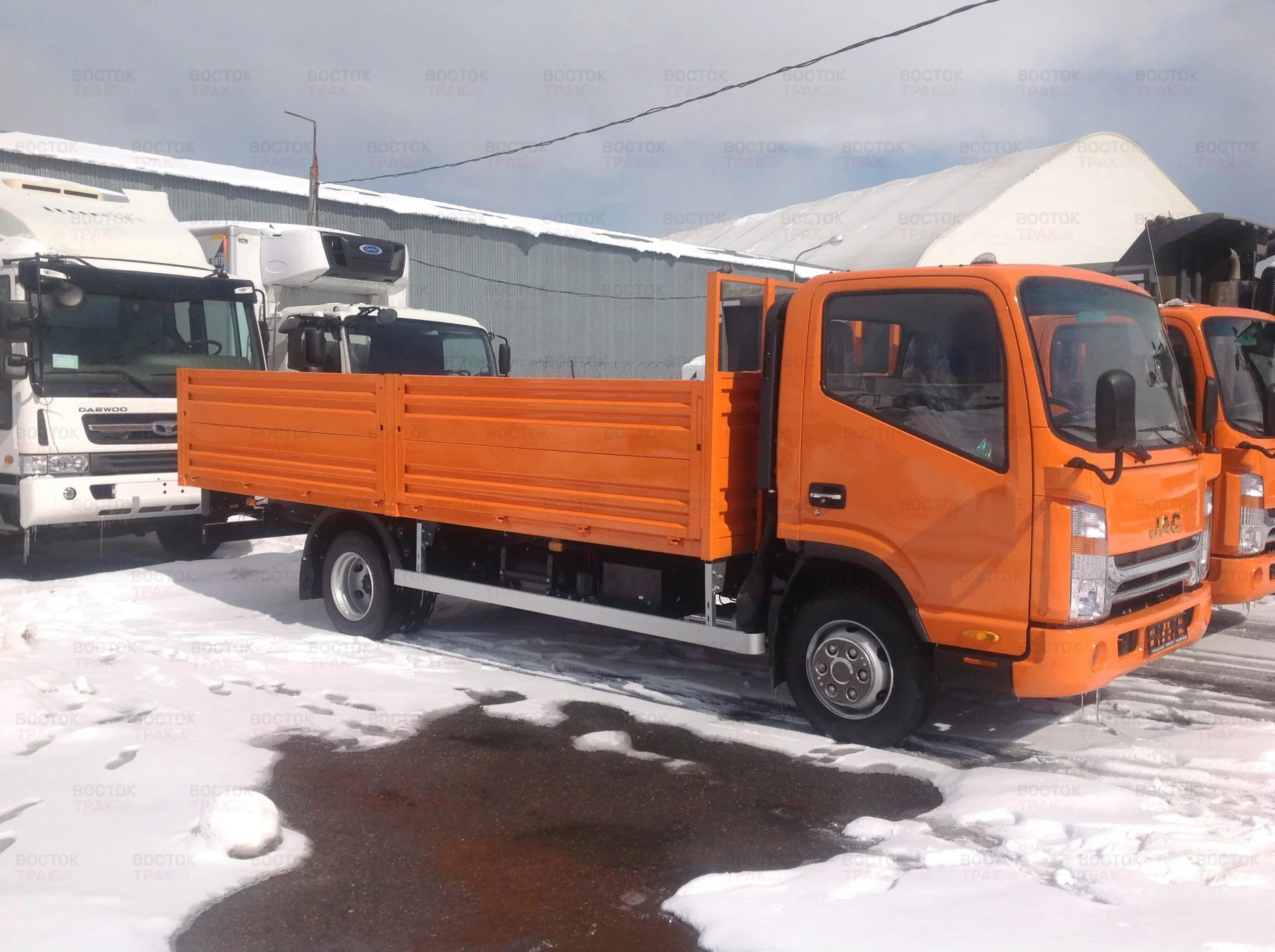 Бортовой автомобиль JAC N90 - миниатюра 4