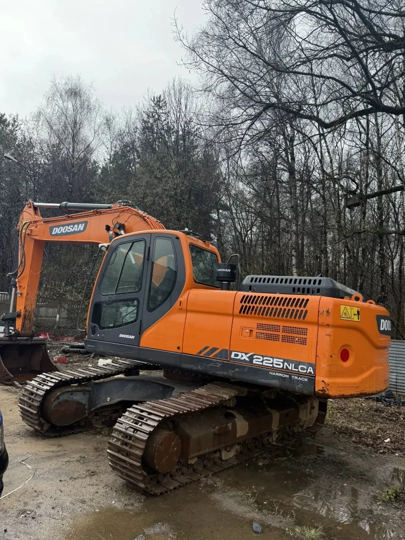 Гусеничный экскаватор DOOSAN DX225NLCA - изображение 1