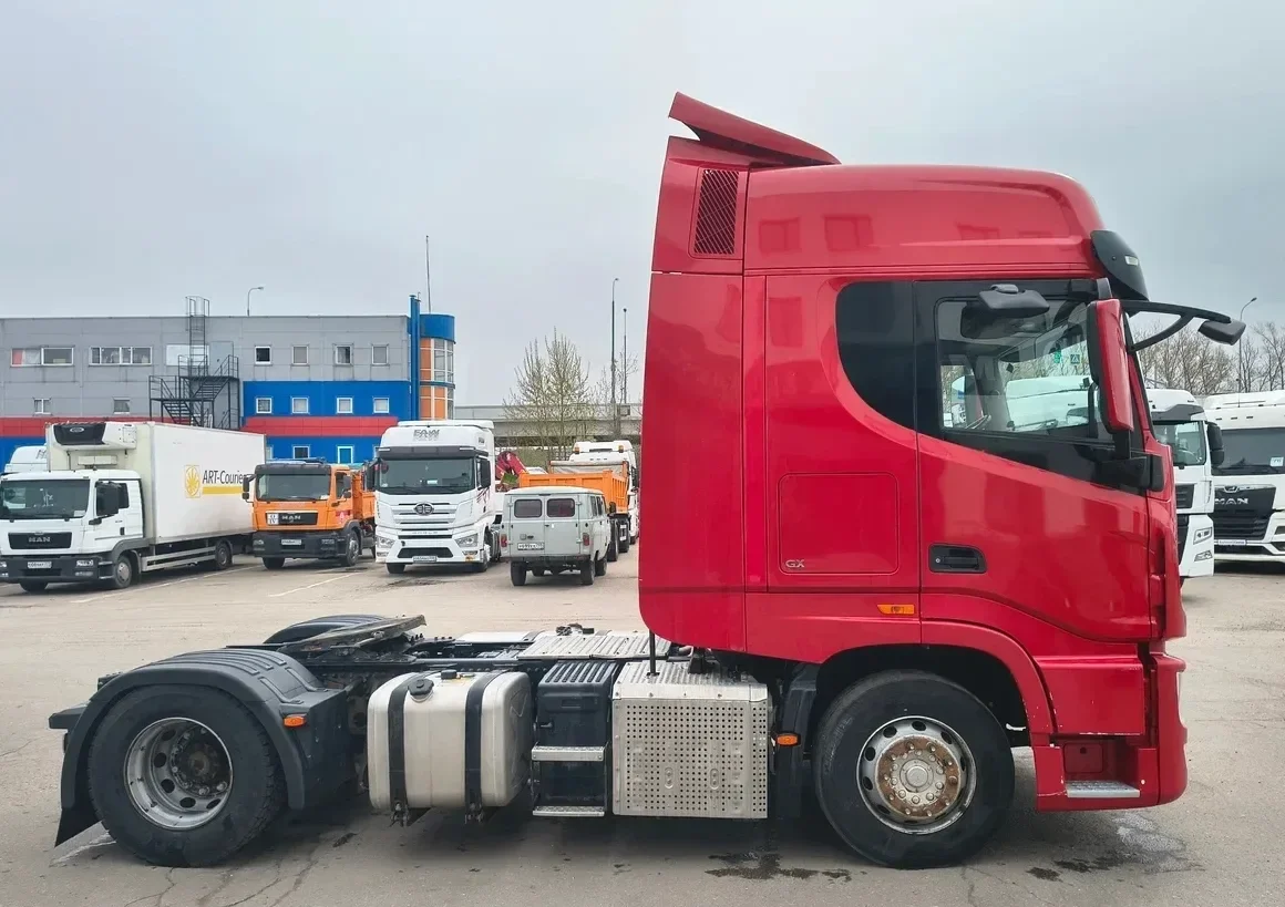 Седельный тягач Dongfeng GX - миниатюра 5