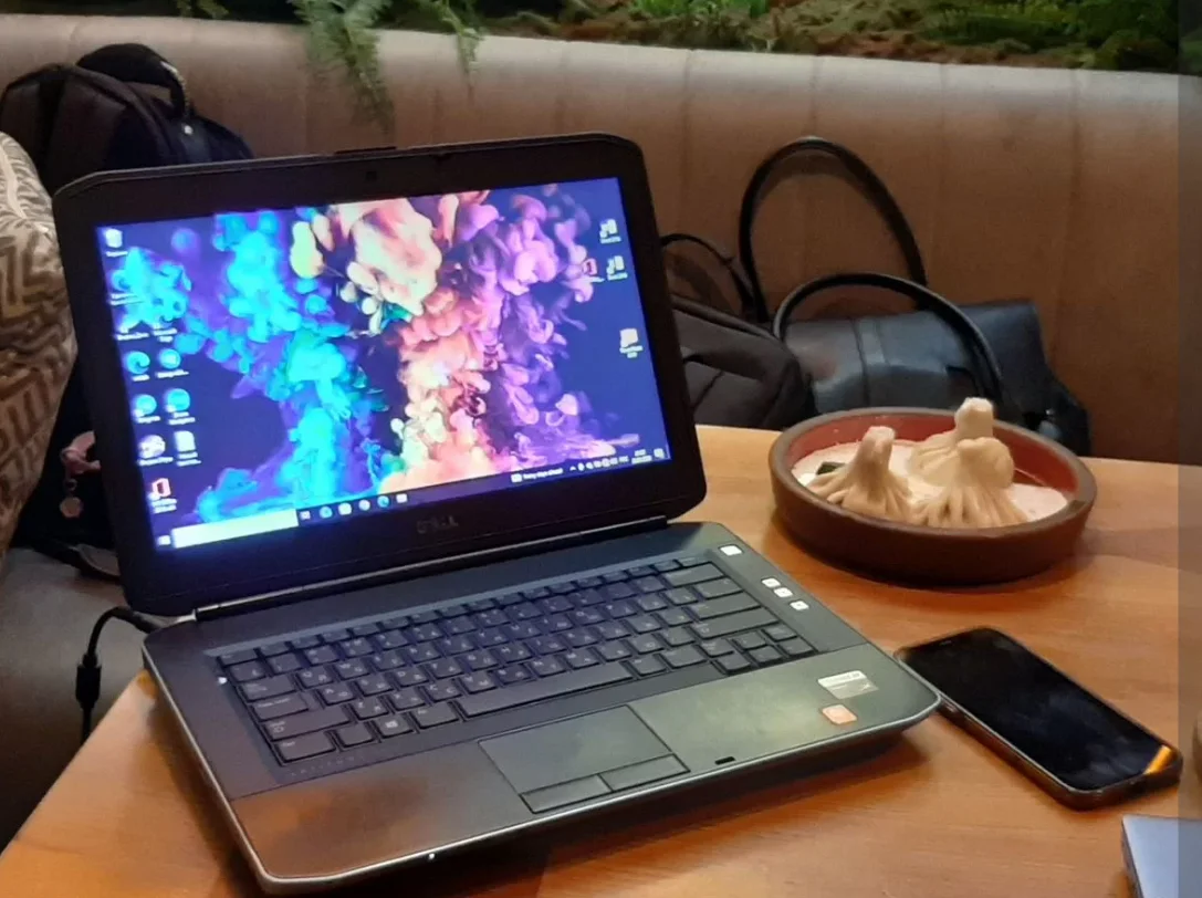 Ноутбук Dell на i5 8озу ссд256 для всех задач