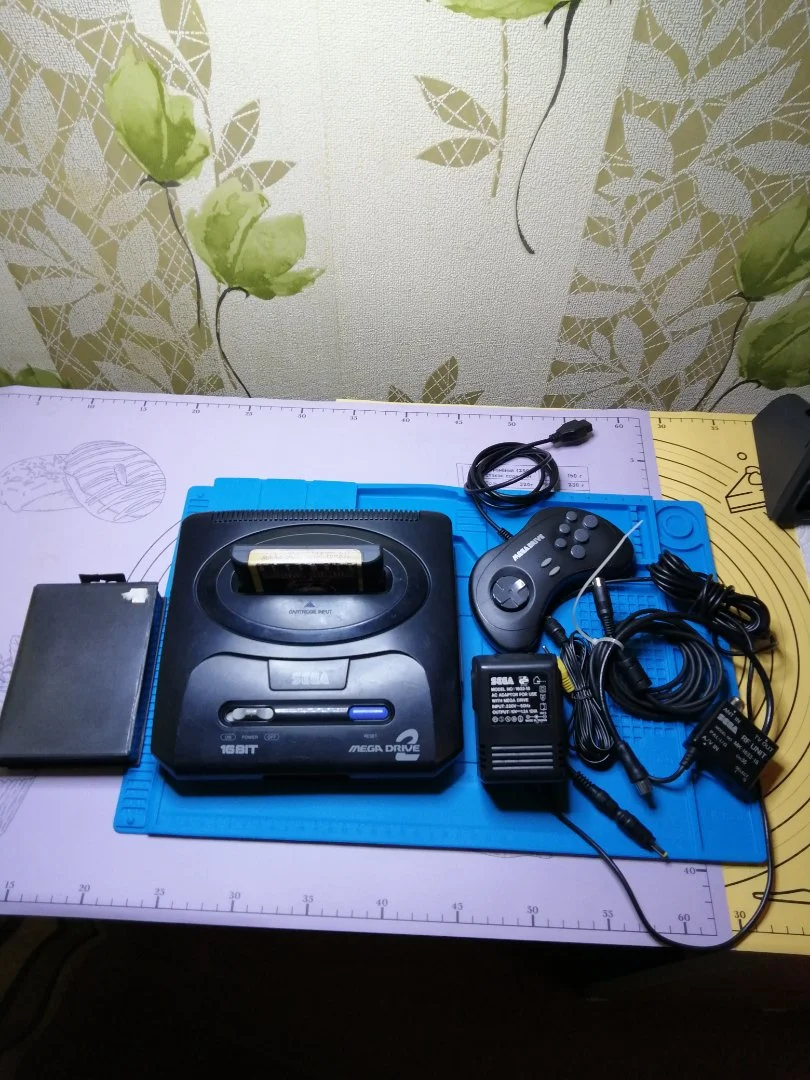 Sega Megadrive 2 PAL Asia Original - изображение 1