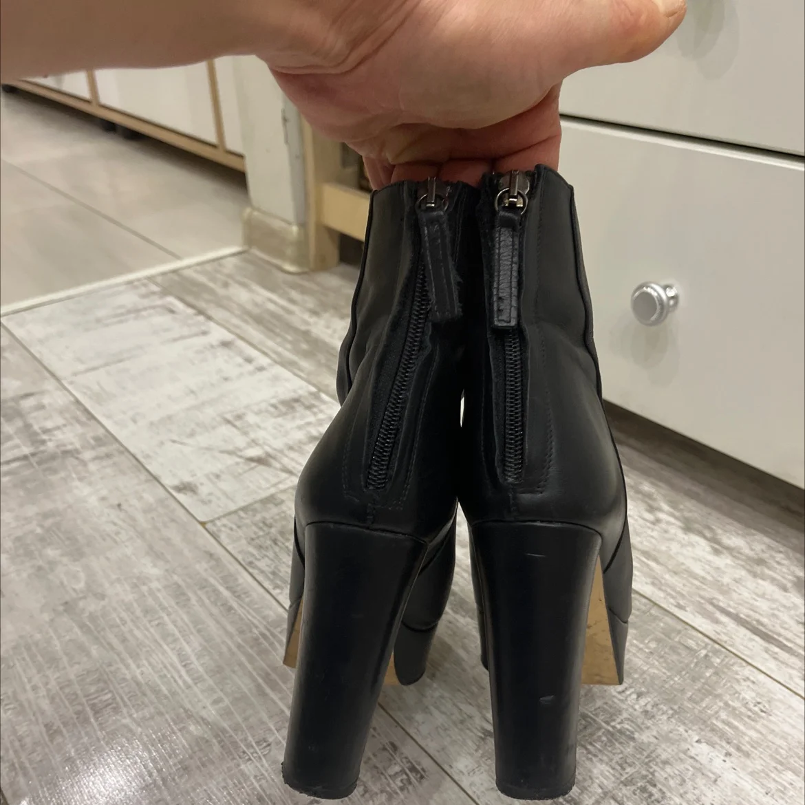 Ботильоны ZARA BASiC - миниатюра 2