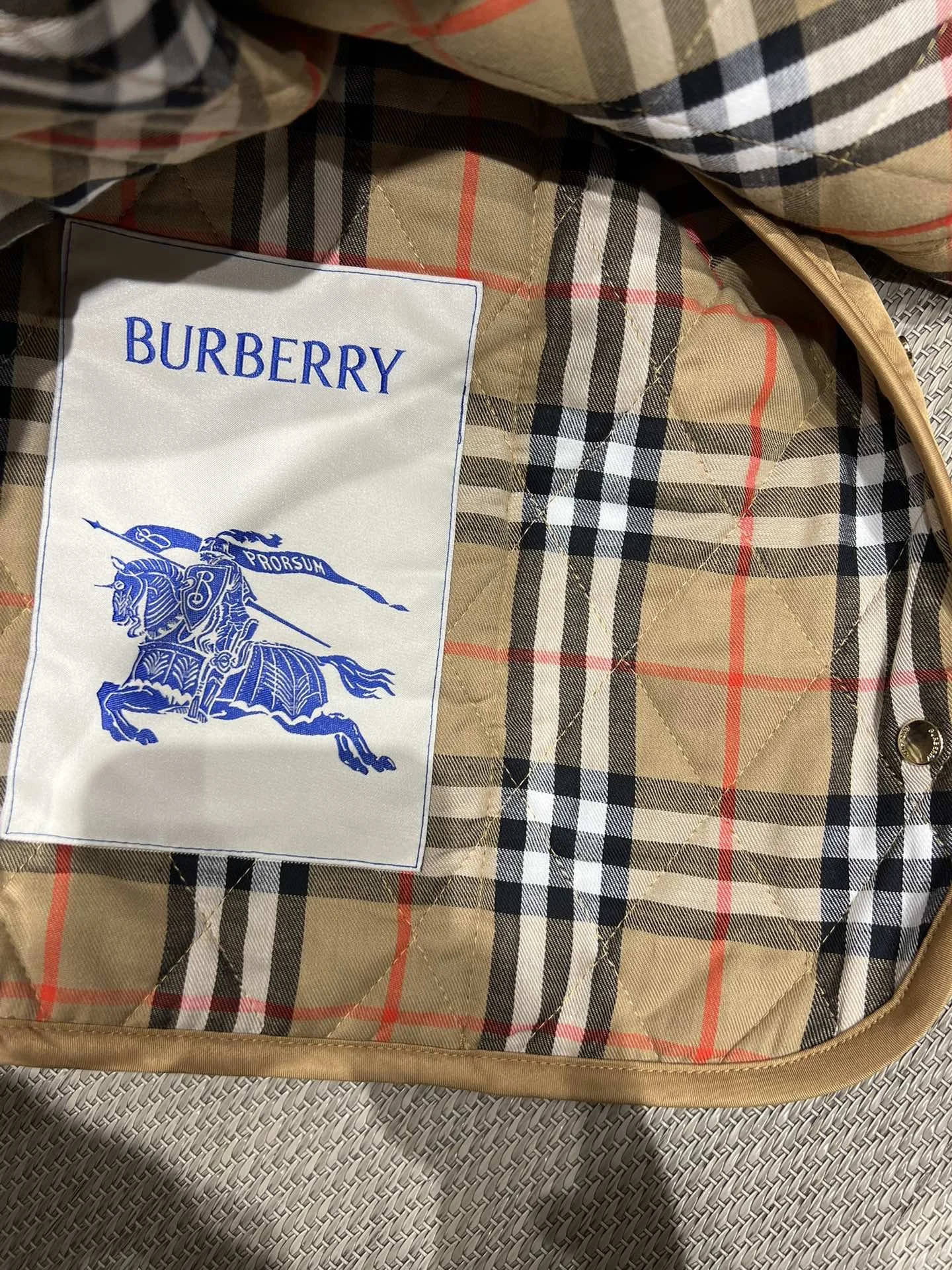Стеганная куртка Burberry размер 46 - миниатюра 5