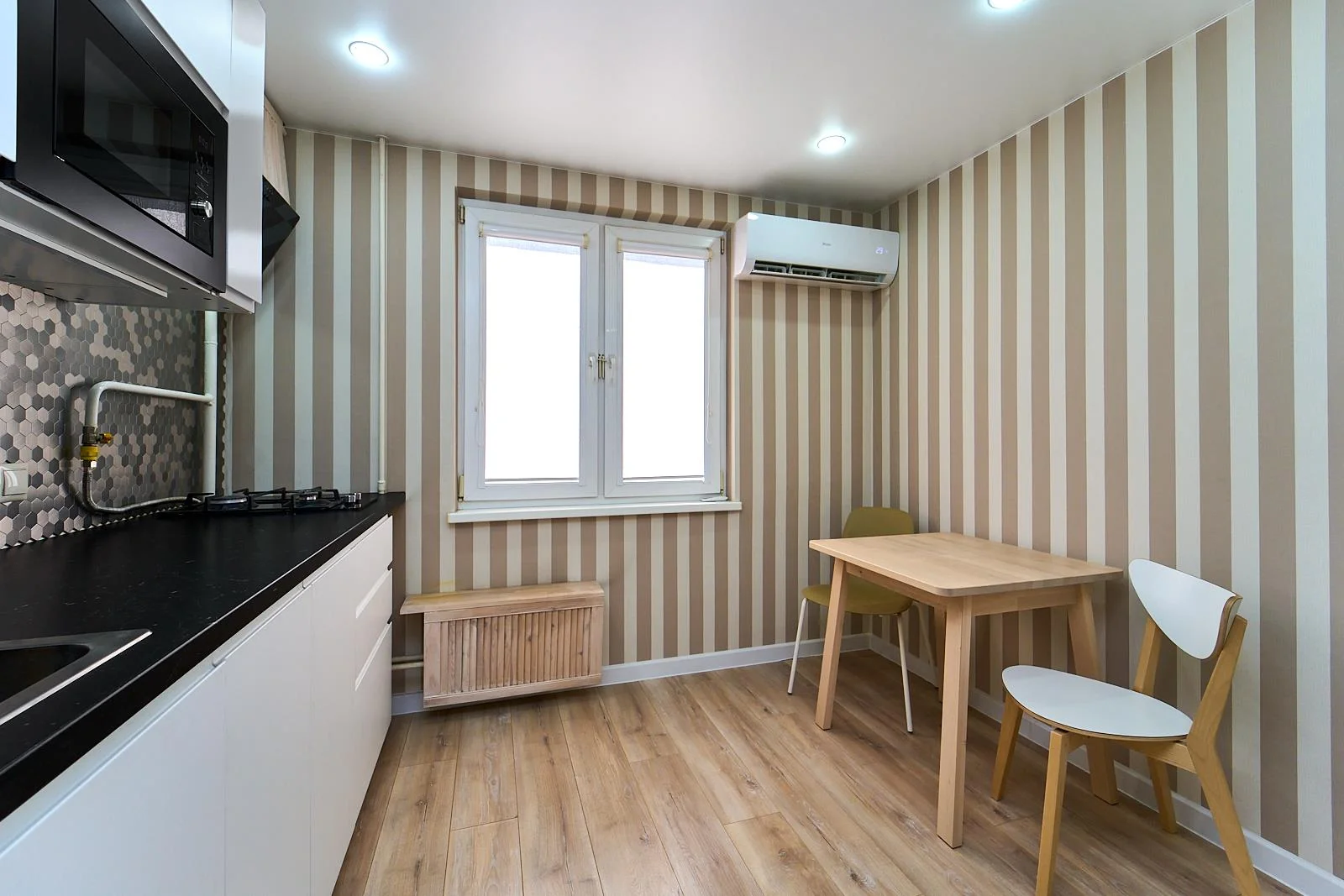 Продам 1-комнатную квартиру с ремонтом, мебелью и техникой на Ставропольской - миниатюра 3