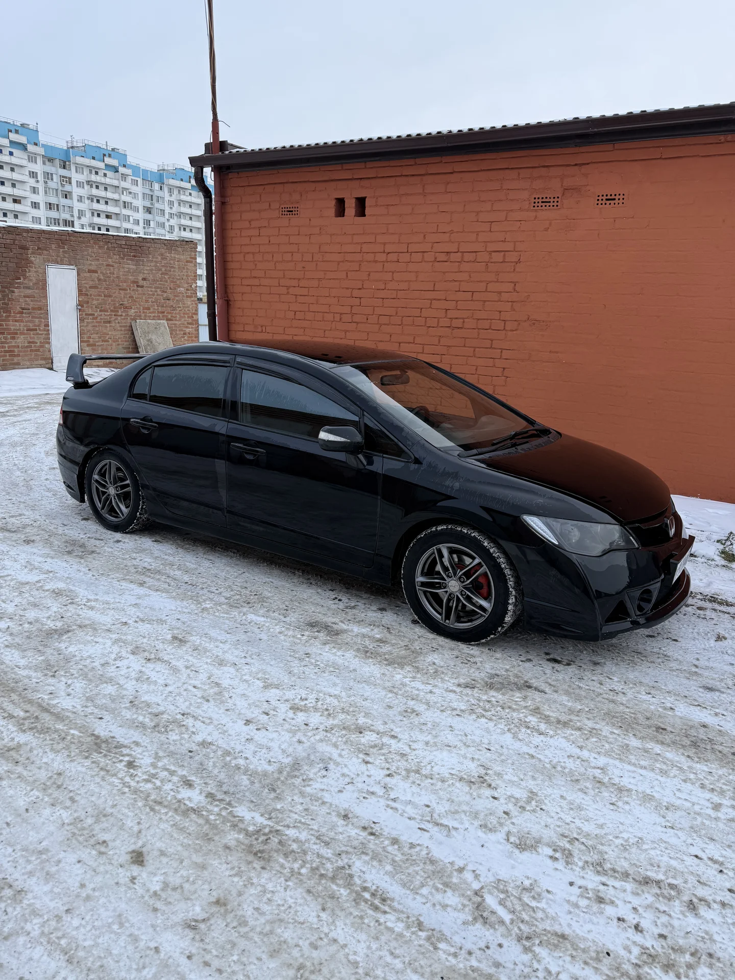 Honda Civic 8 4D - миниатюра 2