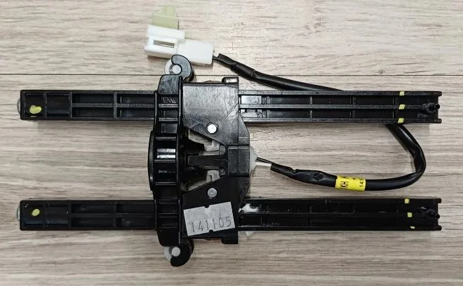 Блок подъемника подголовника (оригинал) Kia Quoris (2012-18) арт. 884403T000QQK - миниатюра 3