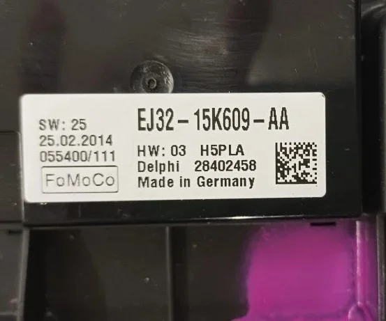 Плафон потолочный Land Rover Range Rover Evoque арт. LR083827 - миниатюра 2