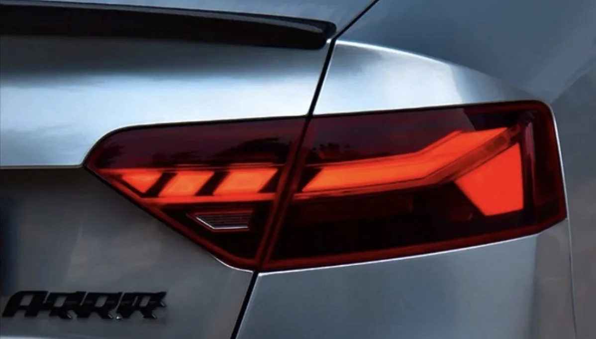 Задние фонари Audi A5 8T - изображение 1
