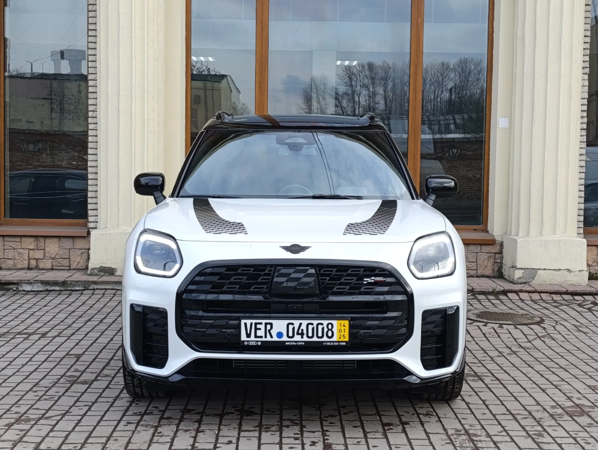 MINI Cooper Countryman 1.5 AMT, 2024, 9 300 км - миниатюра 2
