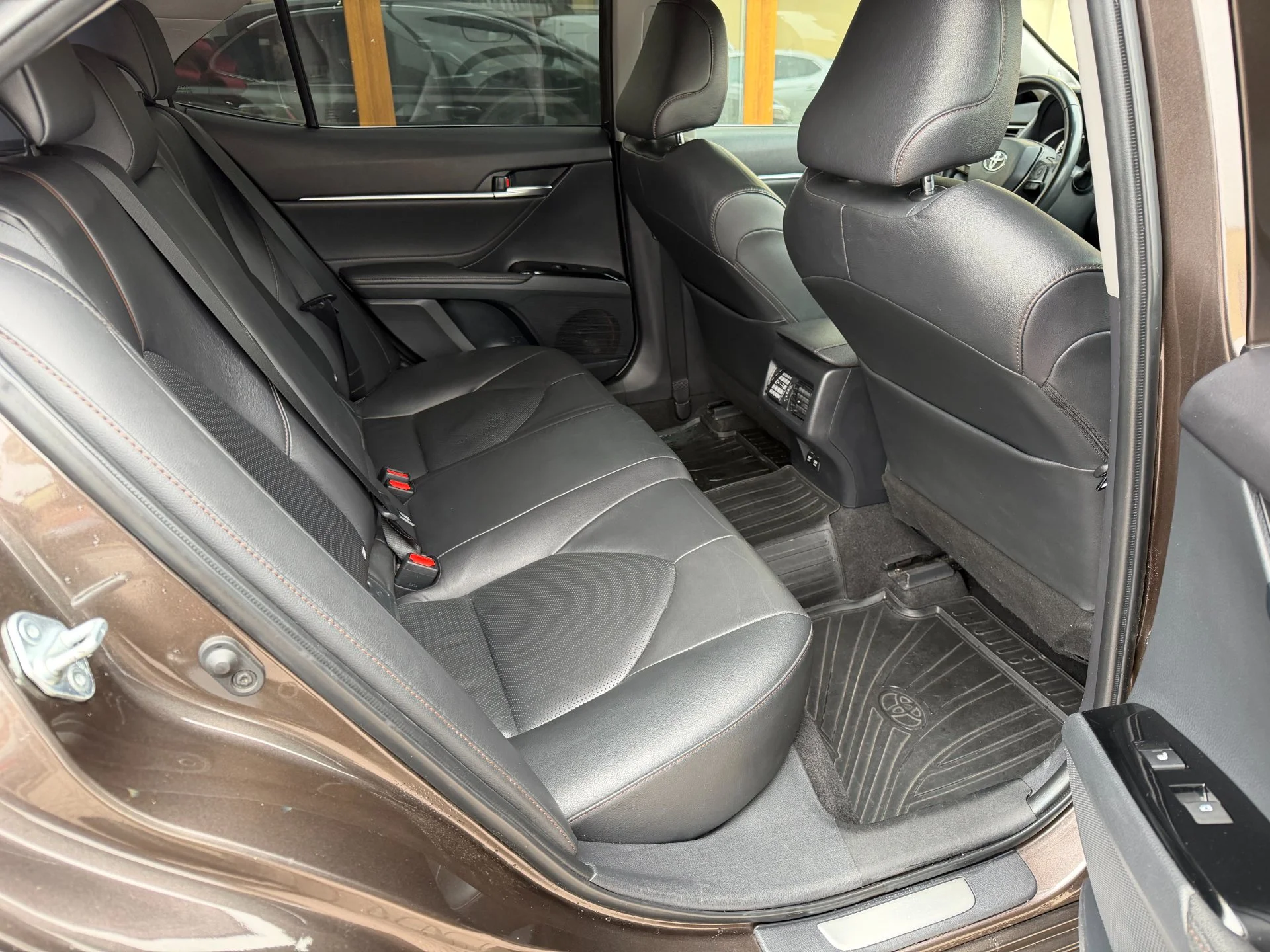 Toyota Camry 2.5 AT, 2018, 56 500 км - миниатюра 7