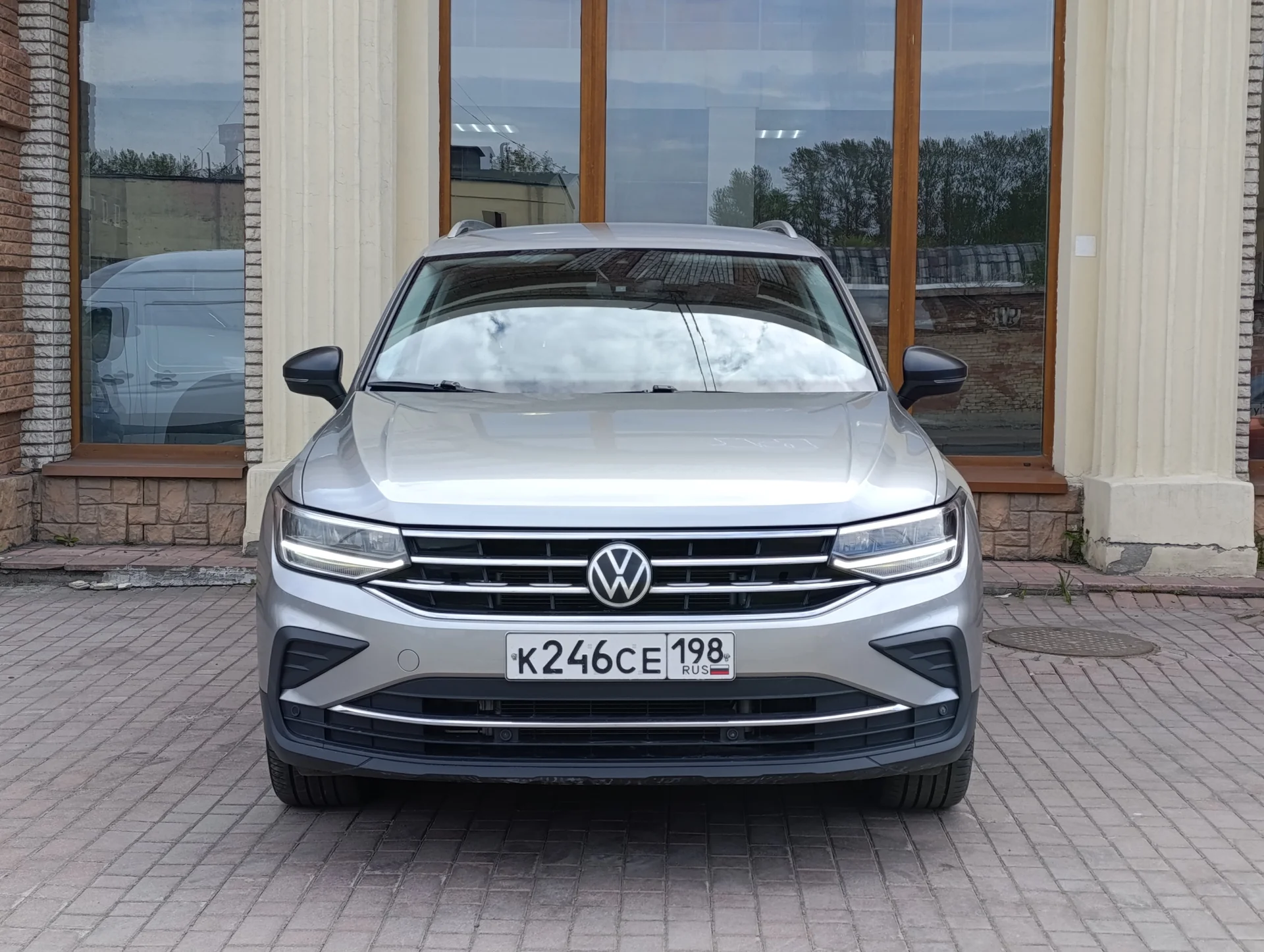 Volkswagen Tiguan 2.0 AMT, 2020, 177 477 км - миниатюра 2