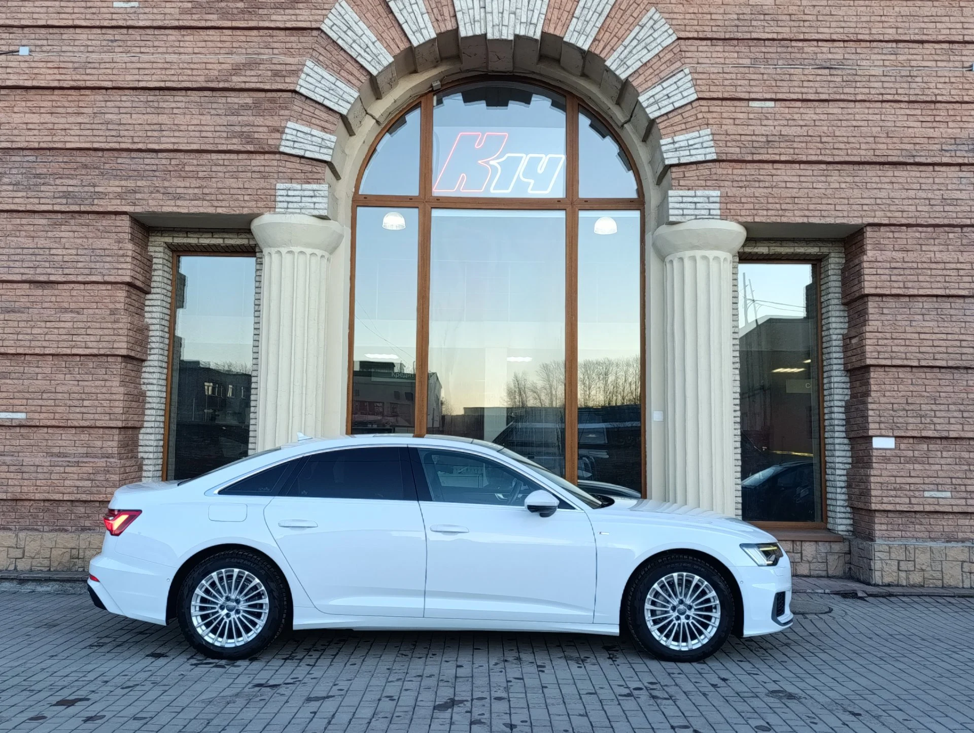 Audi A6 2.0 AMT, 2020, 110 851 км - миниатюра 4