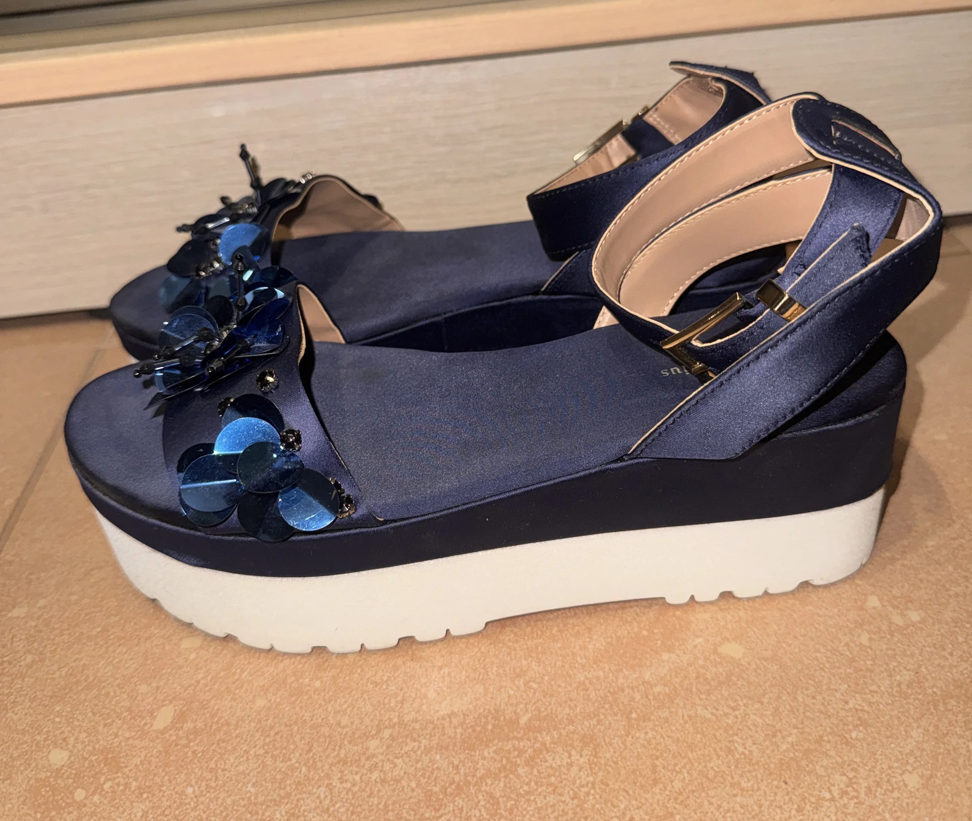 Босоножки Stradivarius 36 размер - миниатюра 2