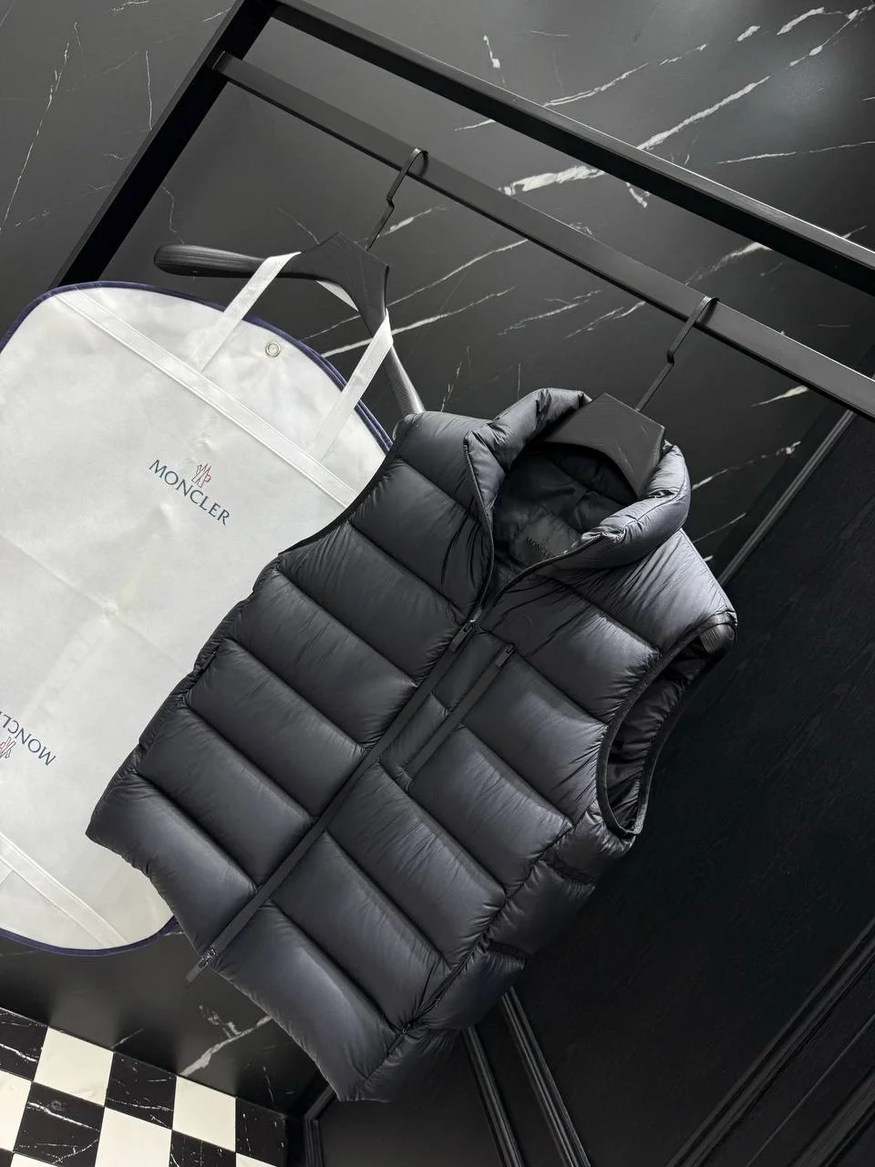 Жилет Moncler - миниатюра 6