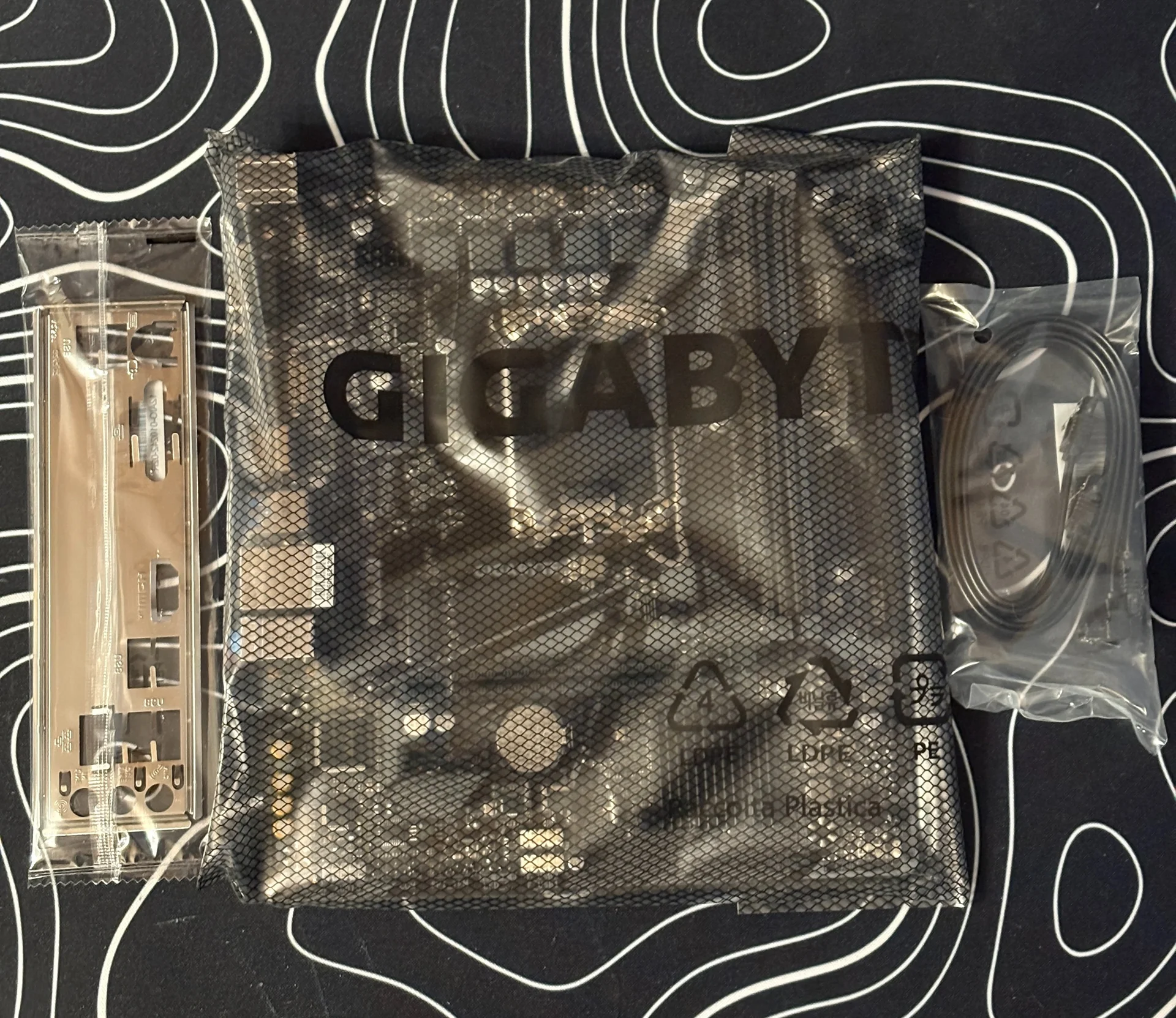 Материнская плата Lga 1700 gigabyte H610m H V3 DDR4 - миниатюра 5