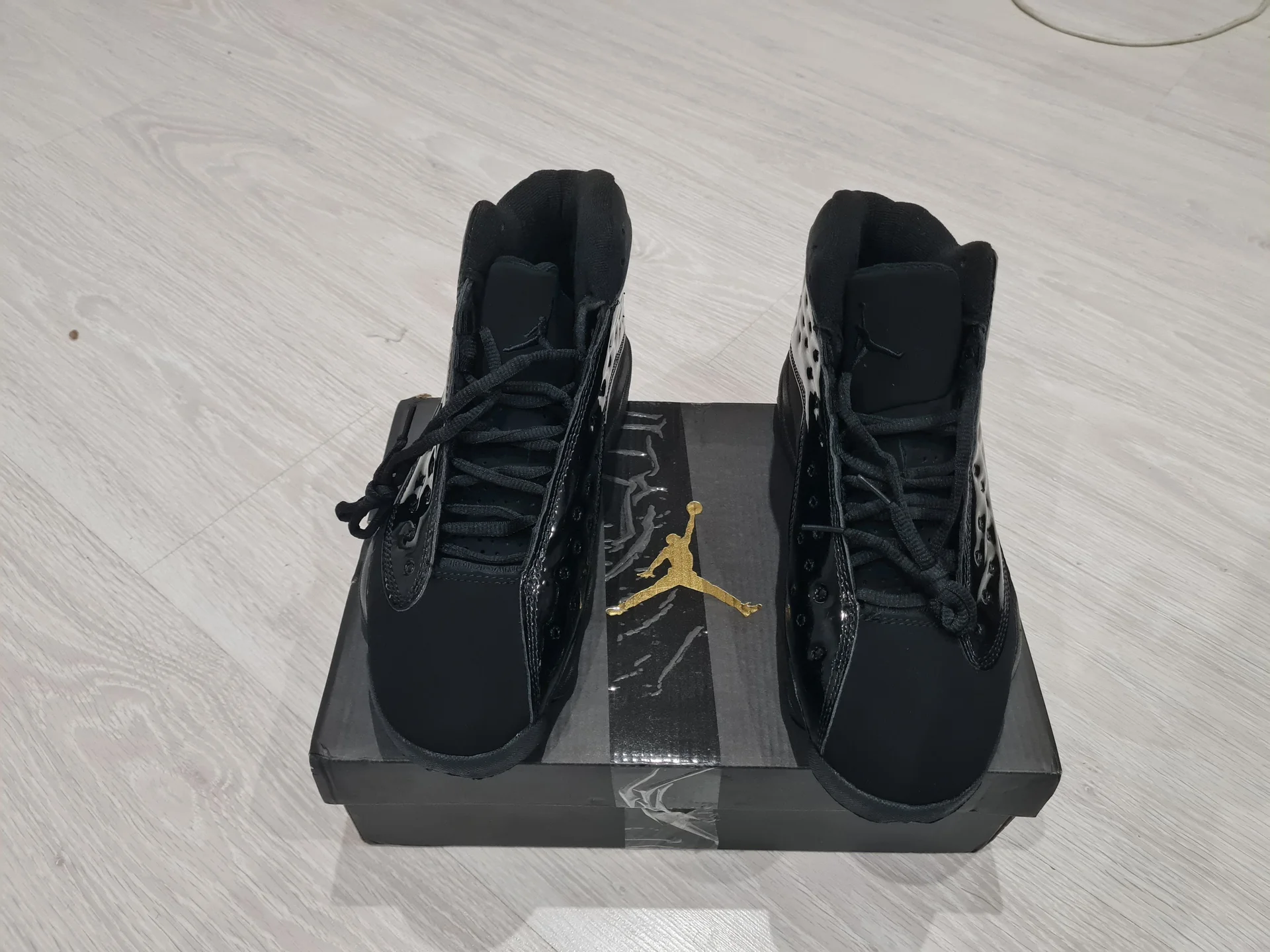 Кроссовки Nike Air Jordan Retro 13(42 размер) - миниатюра 3