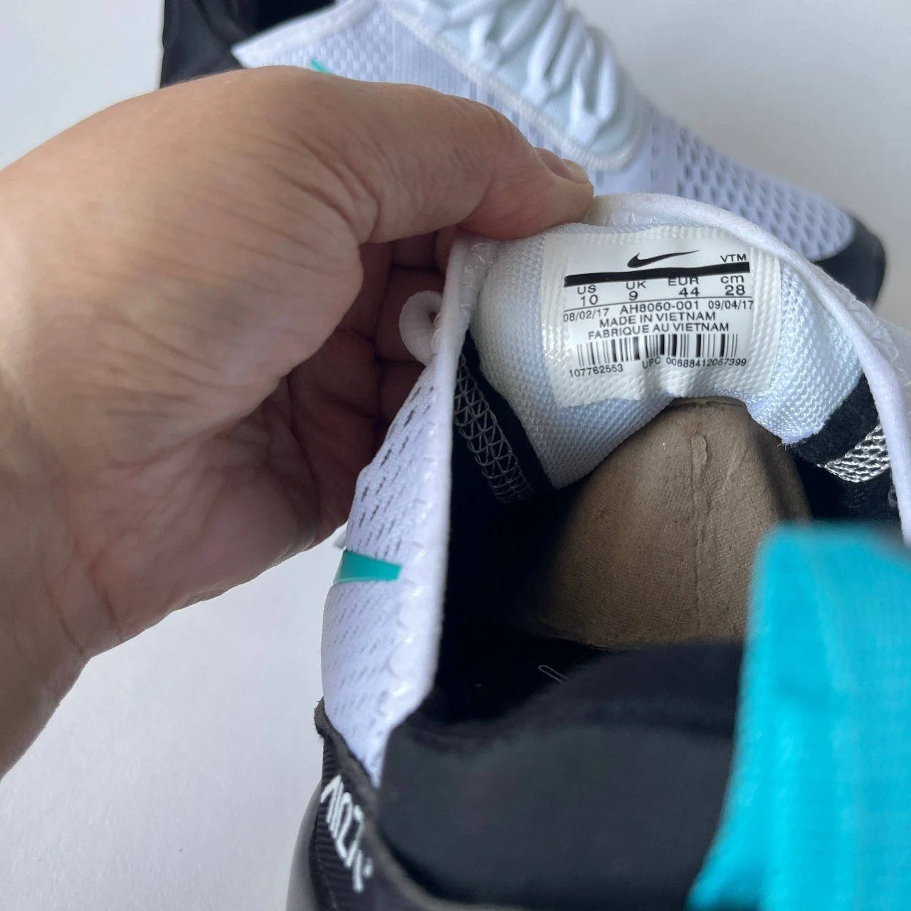 Кроссовки Nike Air Max 270 (44 размер) - миниатюра 8