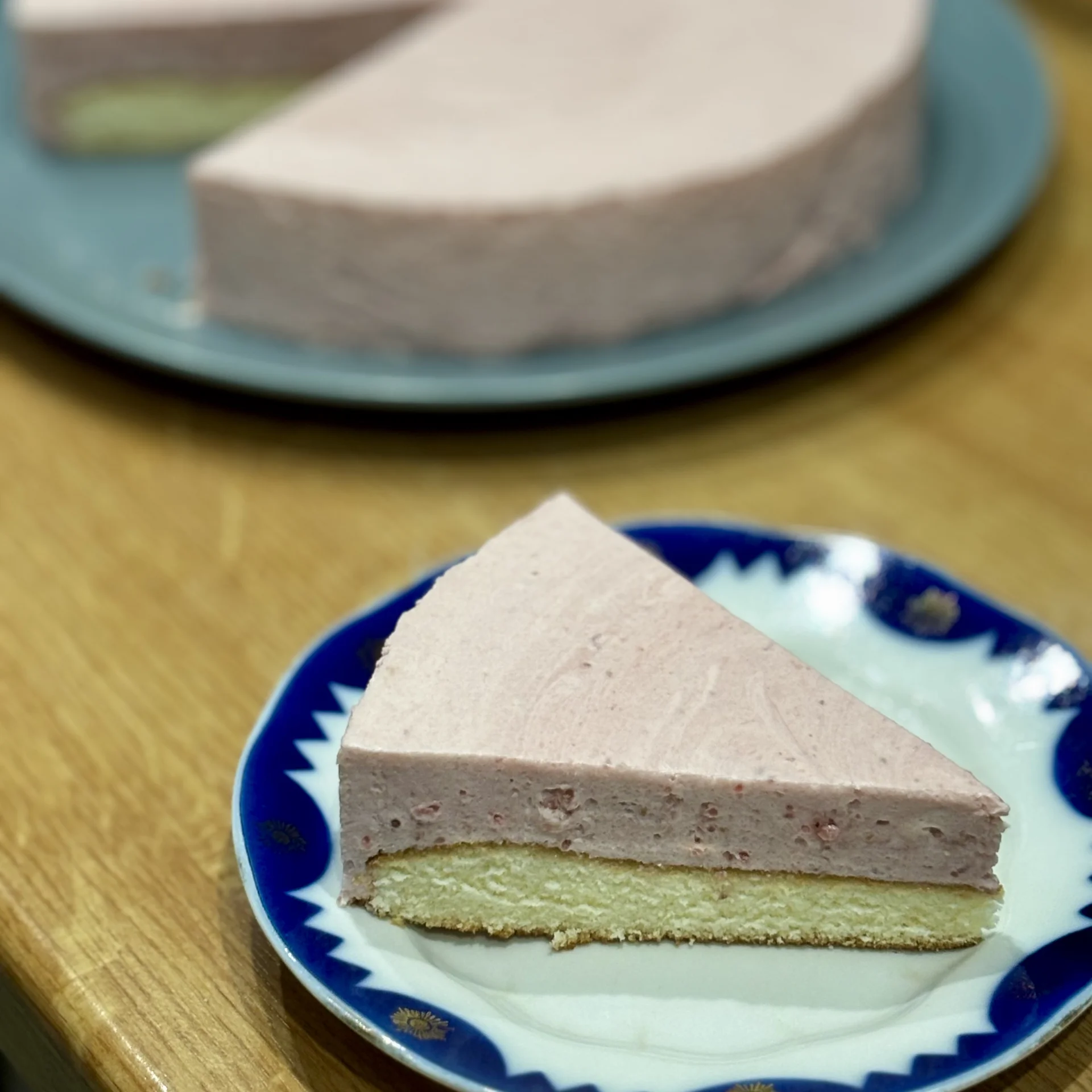 Муссовый торт с клубникой🍮нежный, легкий, летний - миниатюра 2