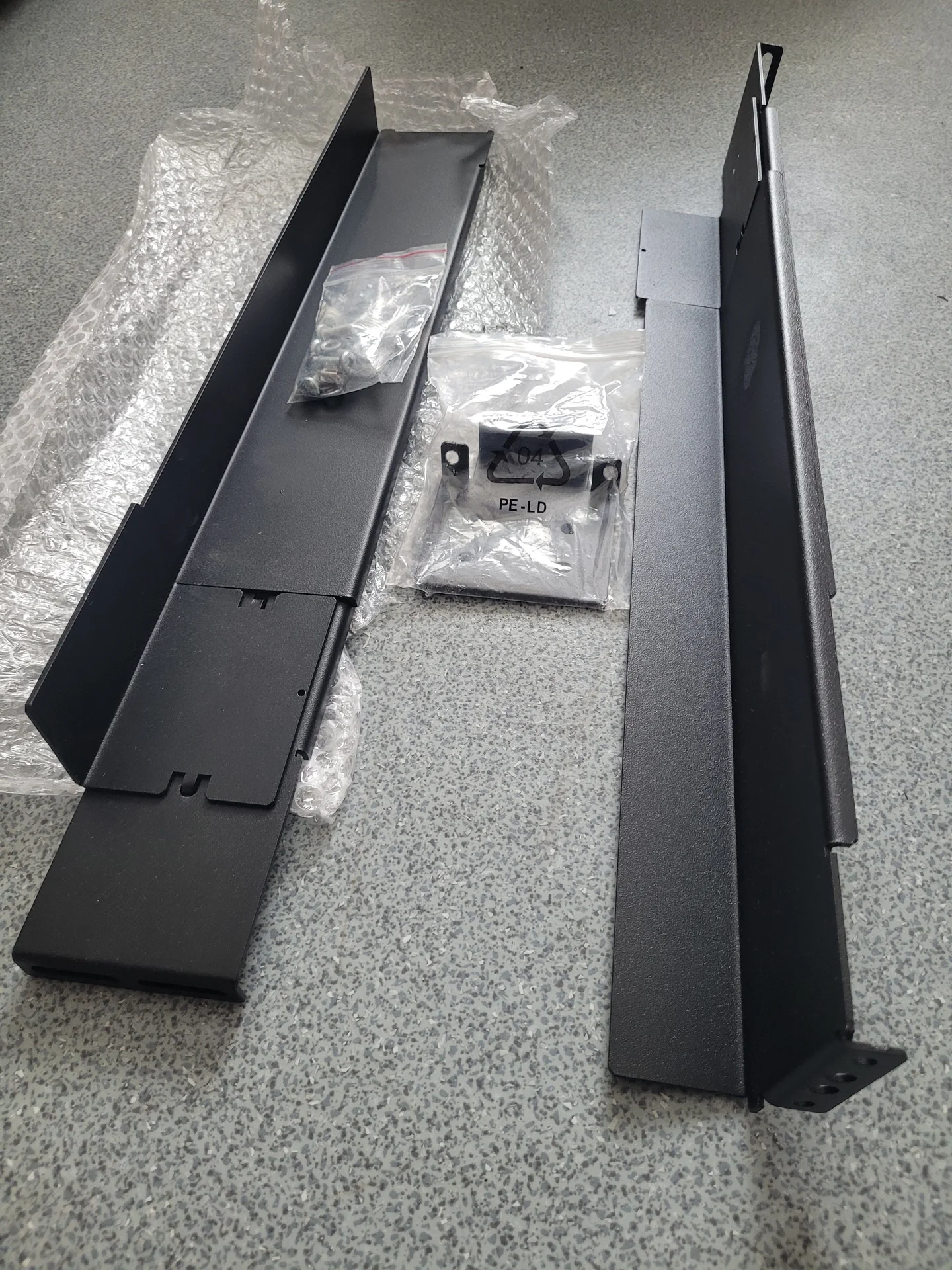 Рельсы для монтажа Rail Kit 19" 3U - миниатюра 3