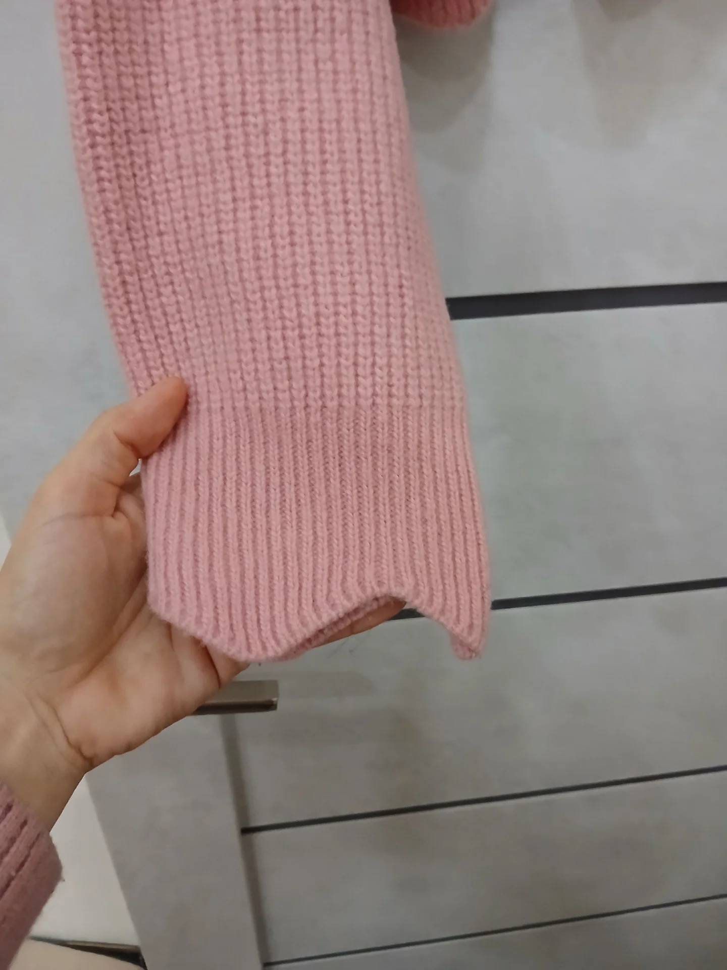 Продам джемпер - миниатюра 3