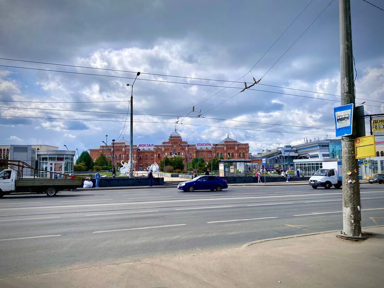 Жд вокзал 200 м , Кремль 600 метров - миниатюра 15