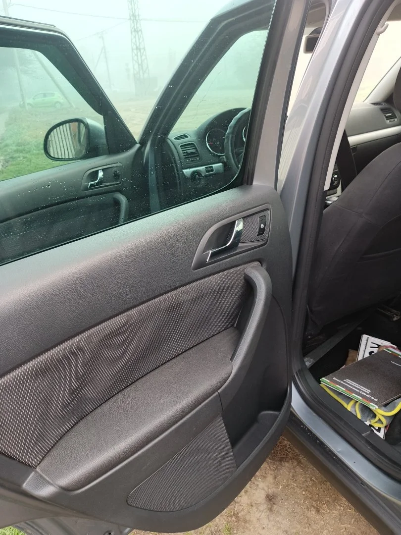 Skoda Yeti 12г.в 2 владельца - миниатюра 6