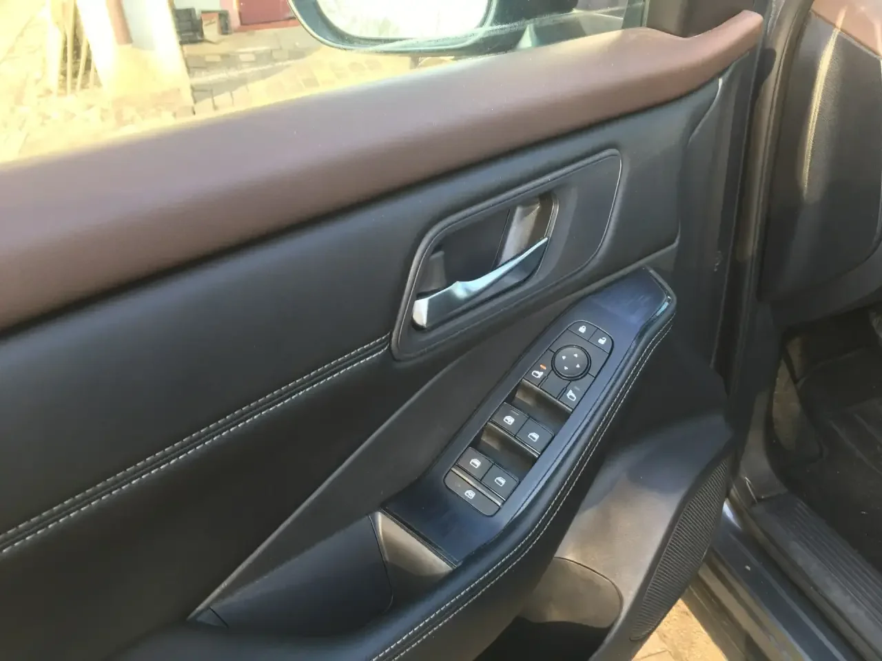 Nissan Roge 2022 - миниатюра 20