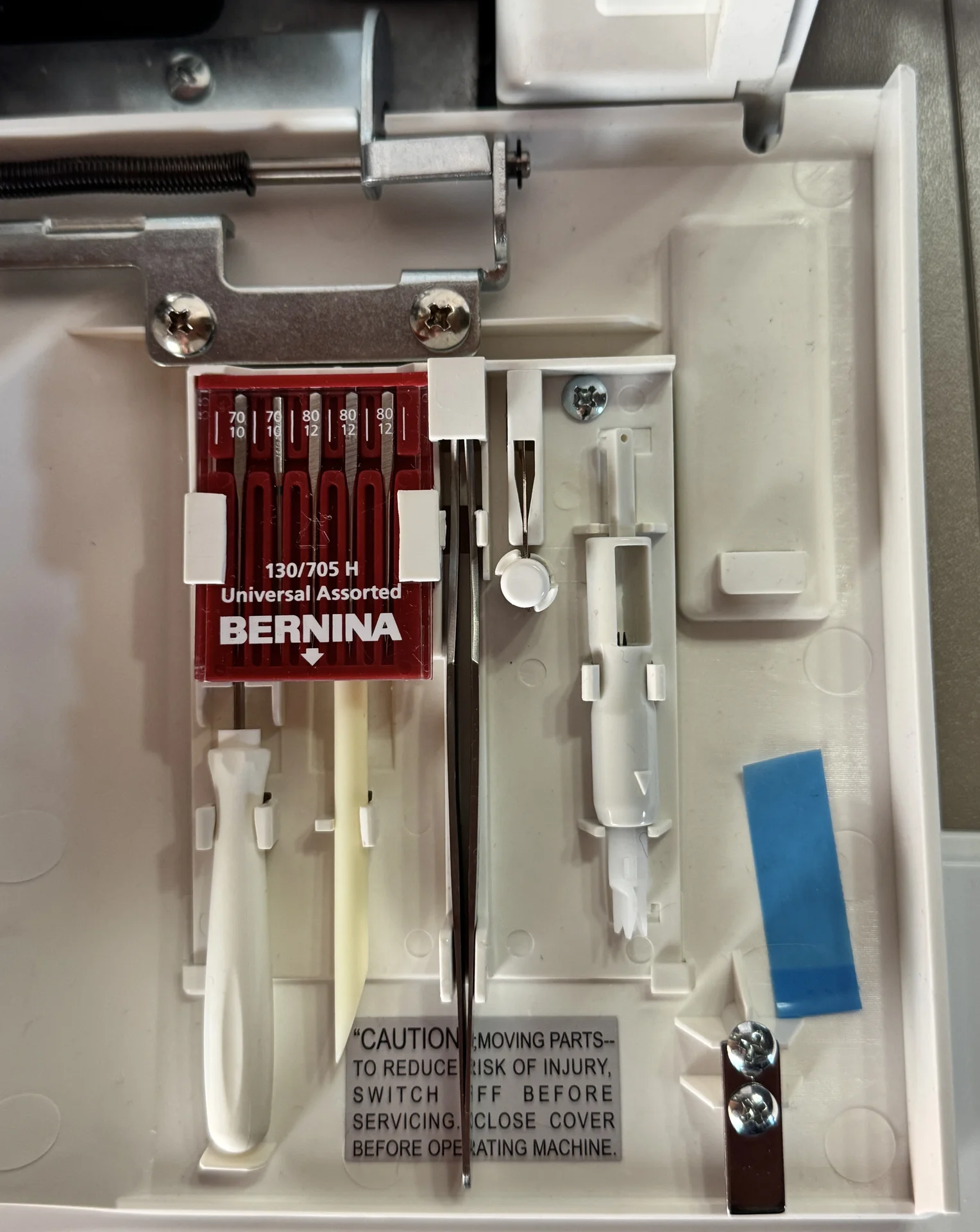 оверлок bernina L460 и сумка - миниатюра 3