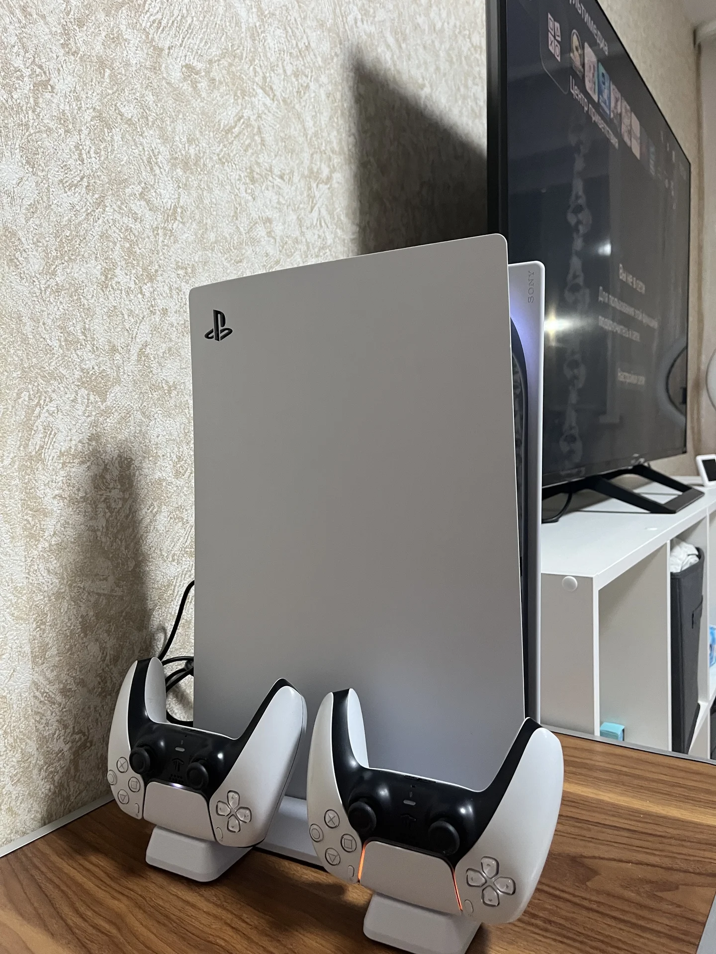 PS5 приставка - изображение 1