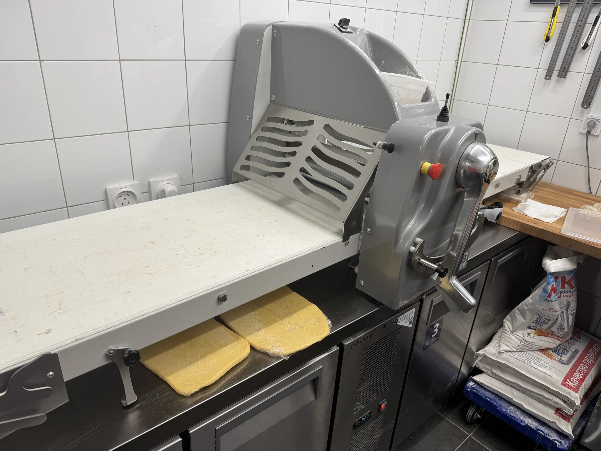 Тестораскаточная Машина WLBake DST 500-1000 - миниатюра 5