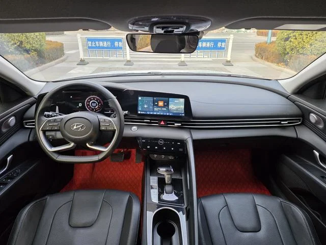 Hyundai Elantra 1.5 CVT, Lux Premium Edition, 2023 - миниатюра 7