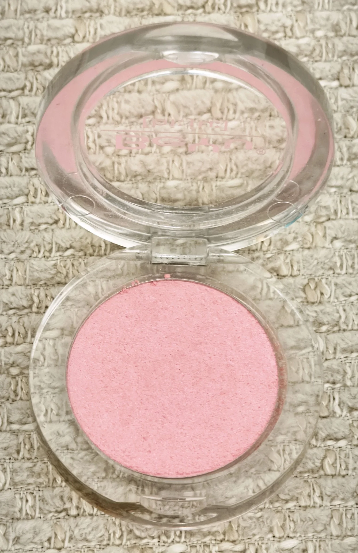 Румяна пудровые Blusher бренда BeYu розовые - миниатюра 2