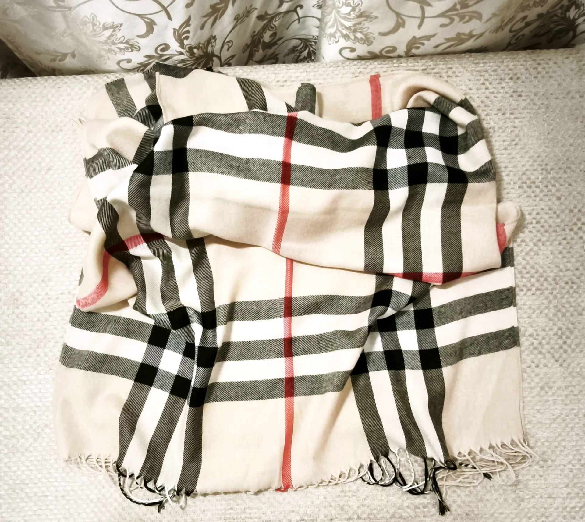 Шарф в клетку BURBERRY - миниатюра 5