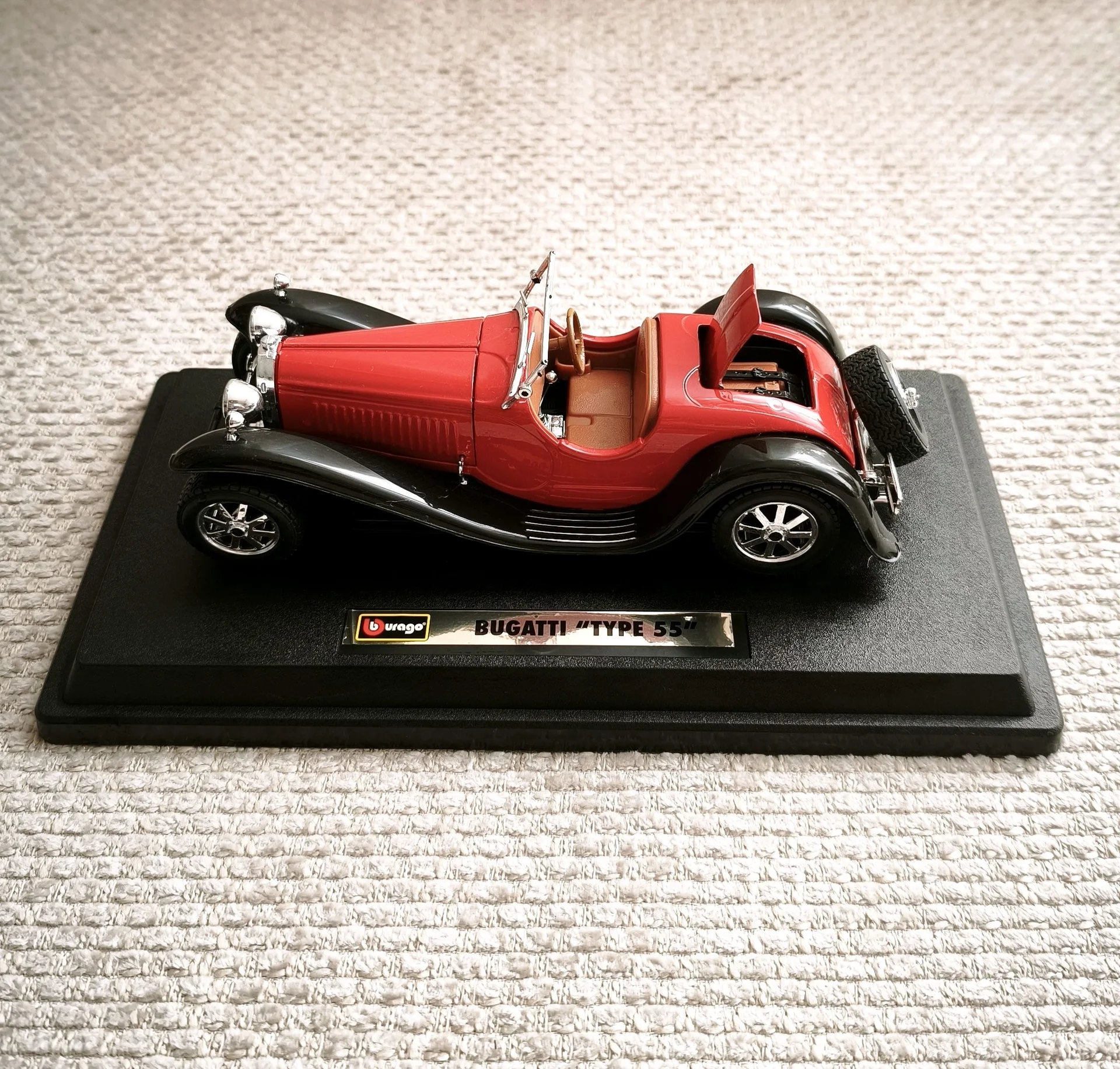 Коллекционная модель автомобиля Bugatti Type 55 - миниатюра 7