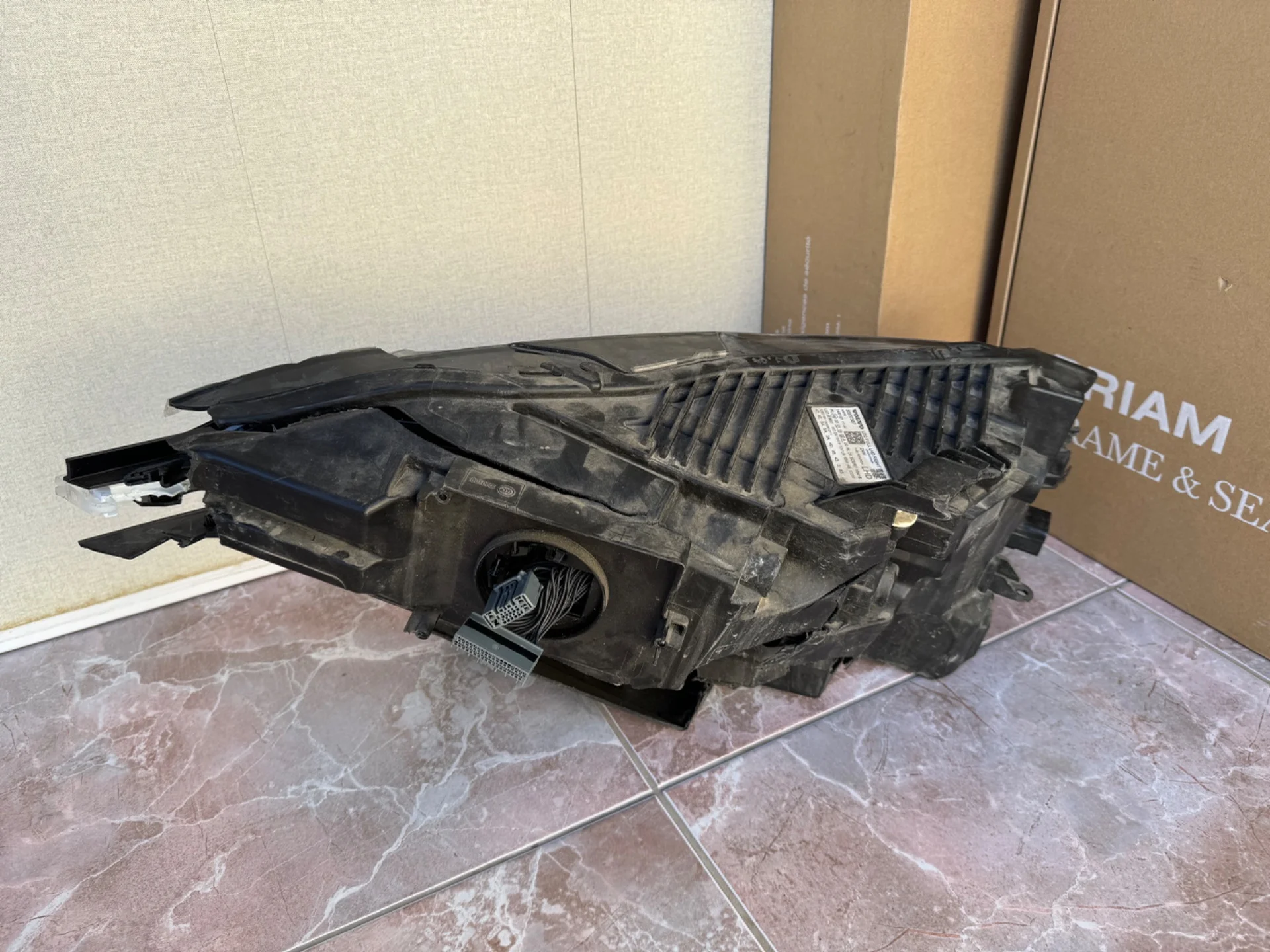Фара правая full LED Volvo XC60 32396574 - миниатюра 2