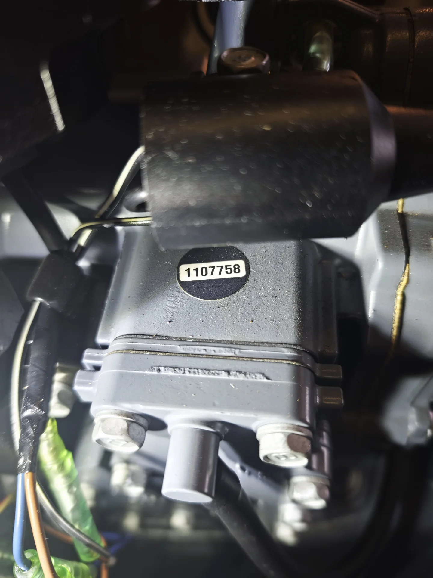 Лодка ПВХ Solar 380max+ ПЛМ Yamaha 9.9-15 - миниатюра 6