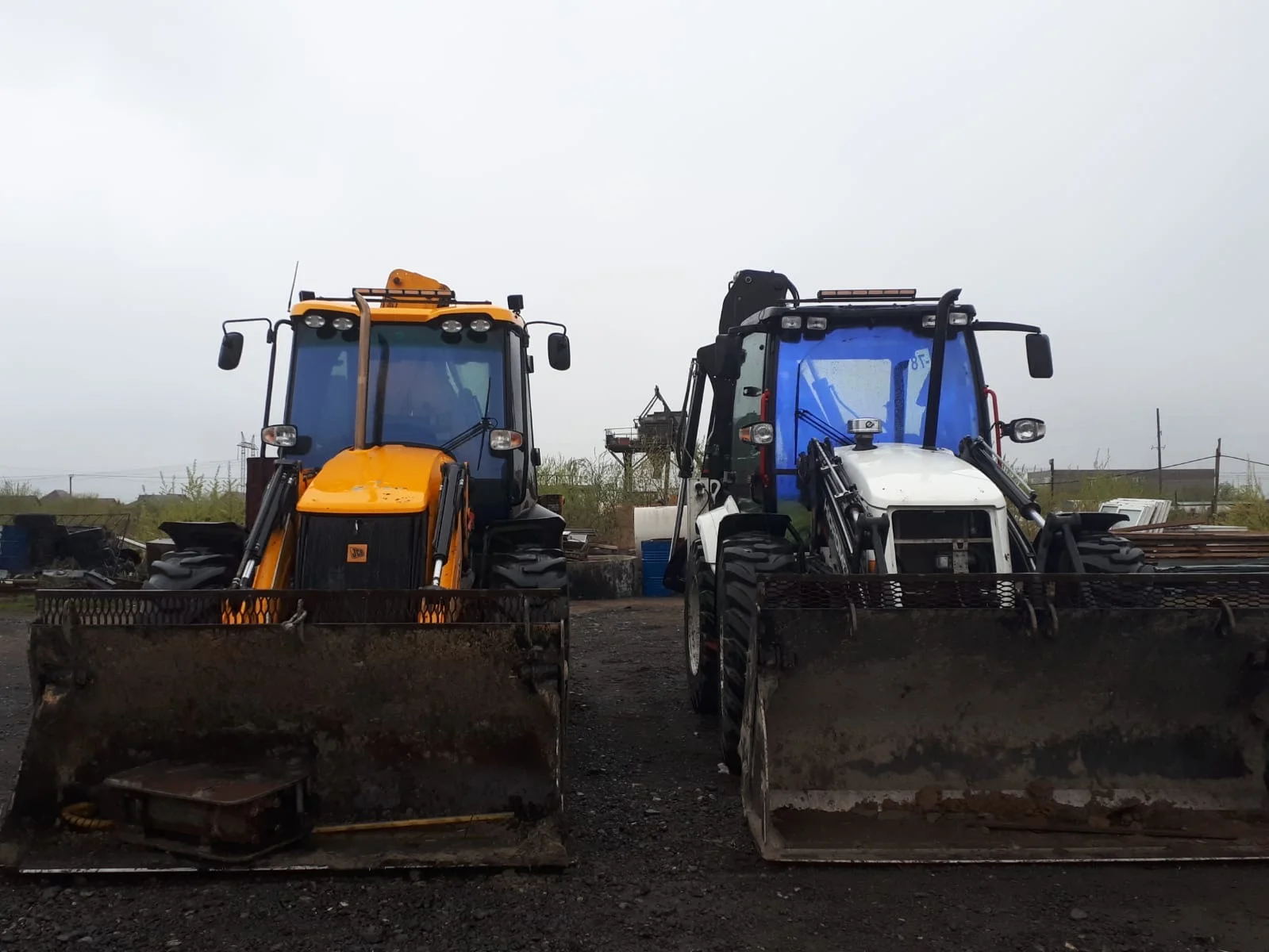 Услуги экскаватора погрузчика JCB - миниатюра 2